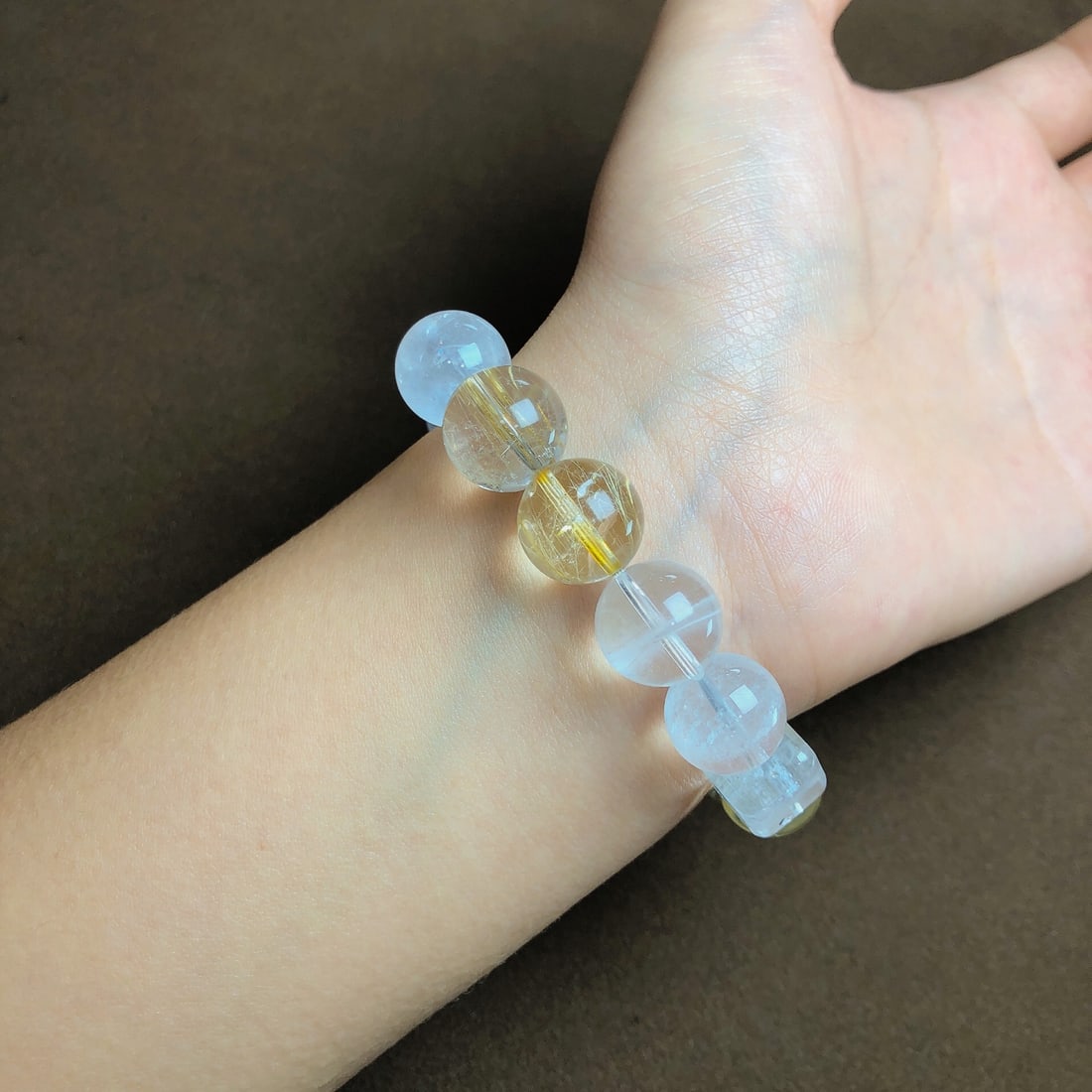 An Exquisite Crystal Bracelets - 5