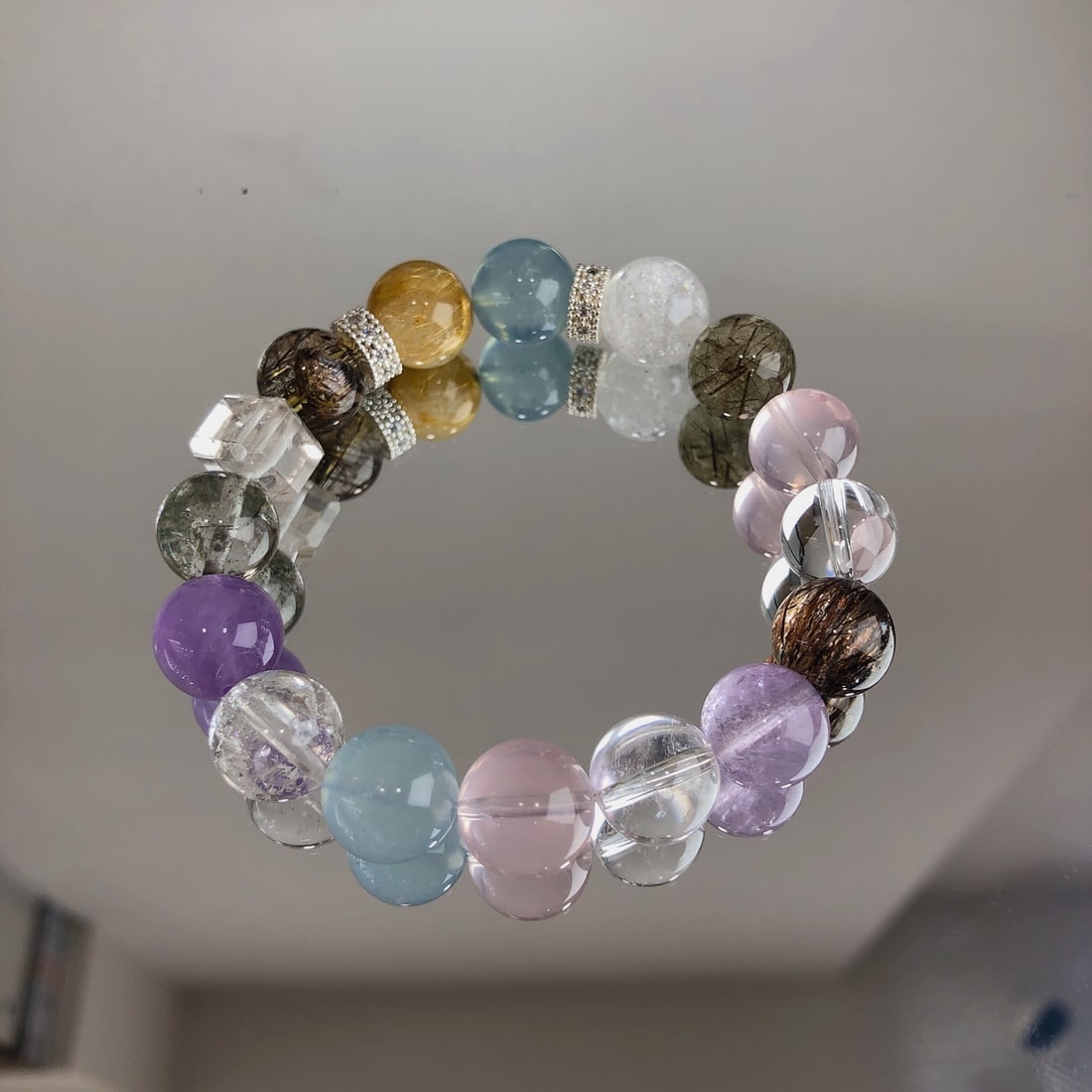An Exquisite Crystal Bracelets - 9