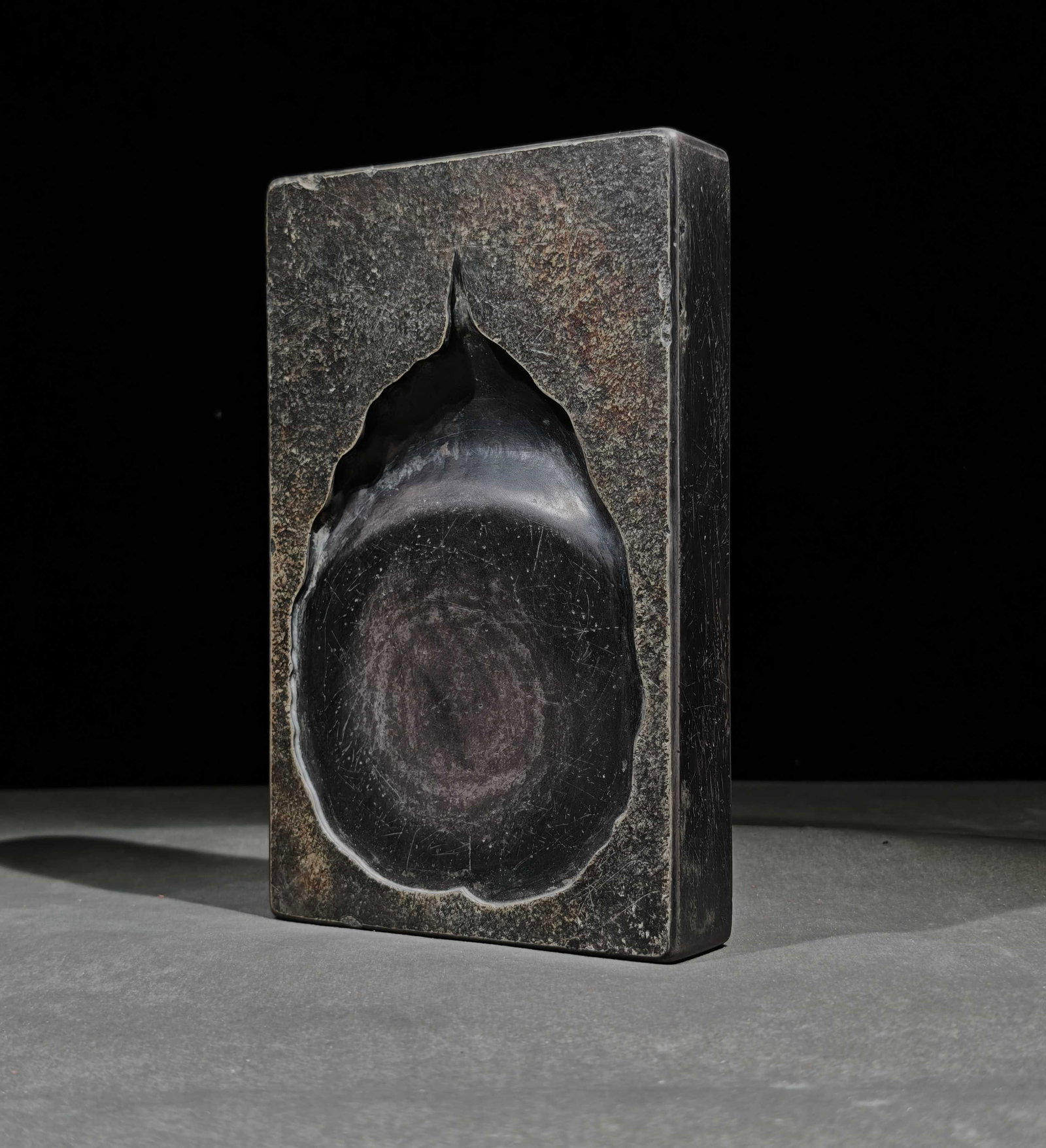 An Exquisite Inkstone,With Poem: An Exquisite Inkstone,With Poem,Qing Dynasty, China,Size:(Inkstone)7.5inx4.6inx1.1in 砚台,带诗文,中国清代