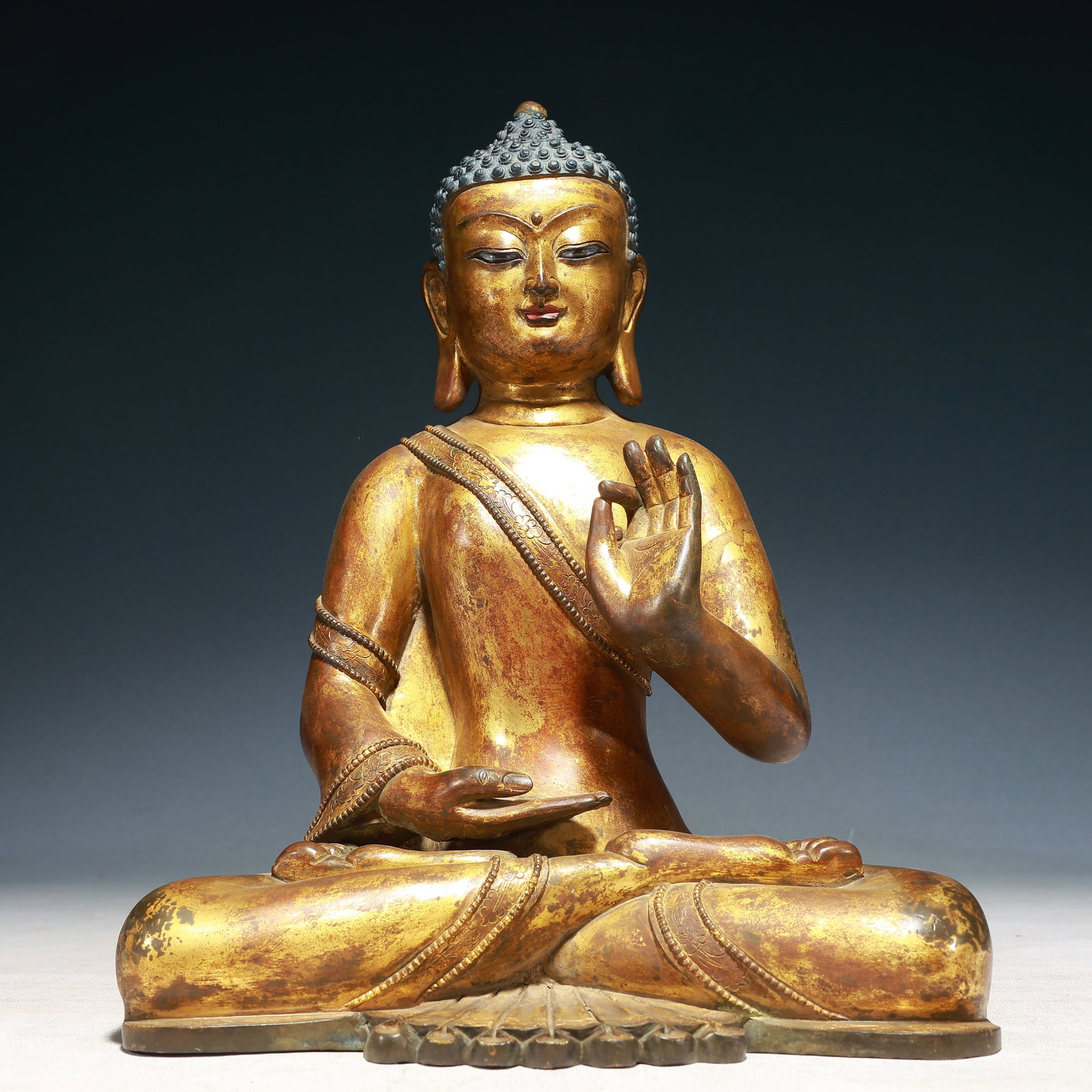 A Solemn Gilt Bronze Statue of Sakyamuni (1 of 10)
