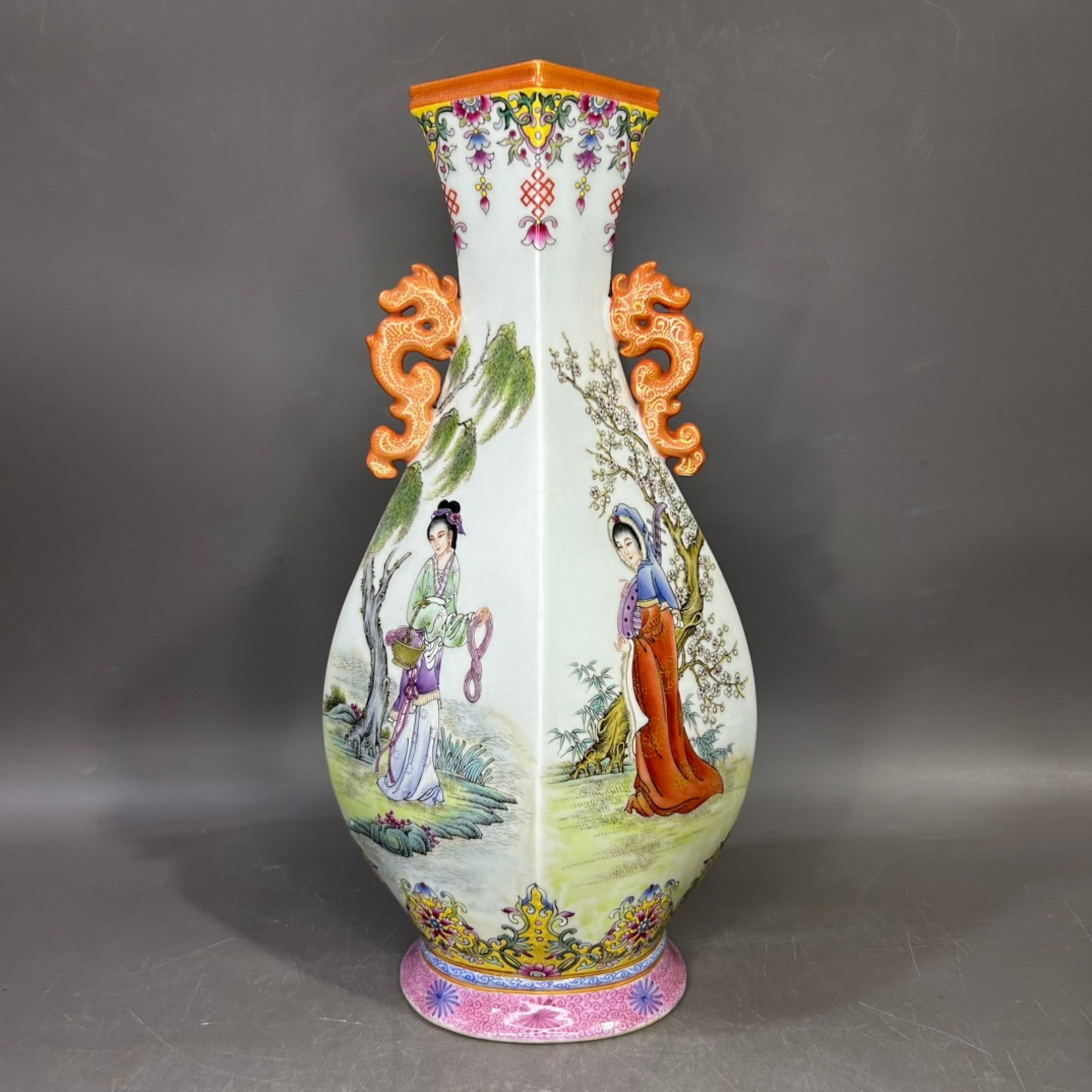 A Rare Famille-Rose Painted Gold Figure Pattern Dragon-Ears Vase: A Rare Famille-Rose Painted Gold Figure Pattern Dragon-Ears Vase,Qing Dynasty,China,Qianlong Six-character Mark,Size:5.9inx13.8in 粉彩描金人物纹龙೑