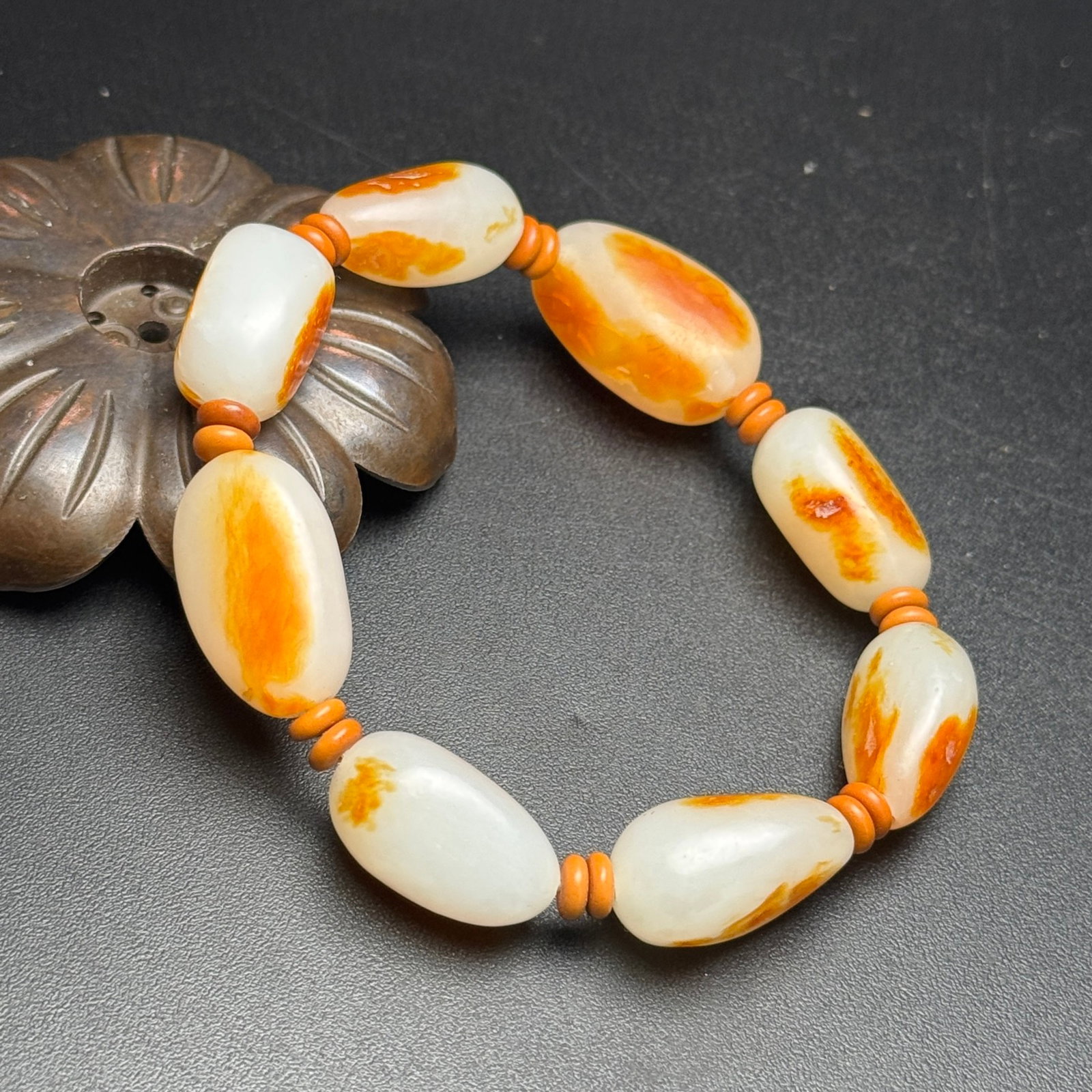 An Exquisite White Jade Bracelets - 2