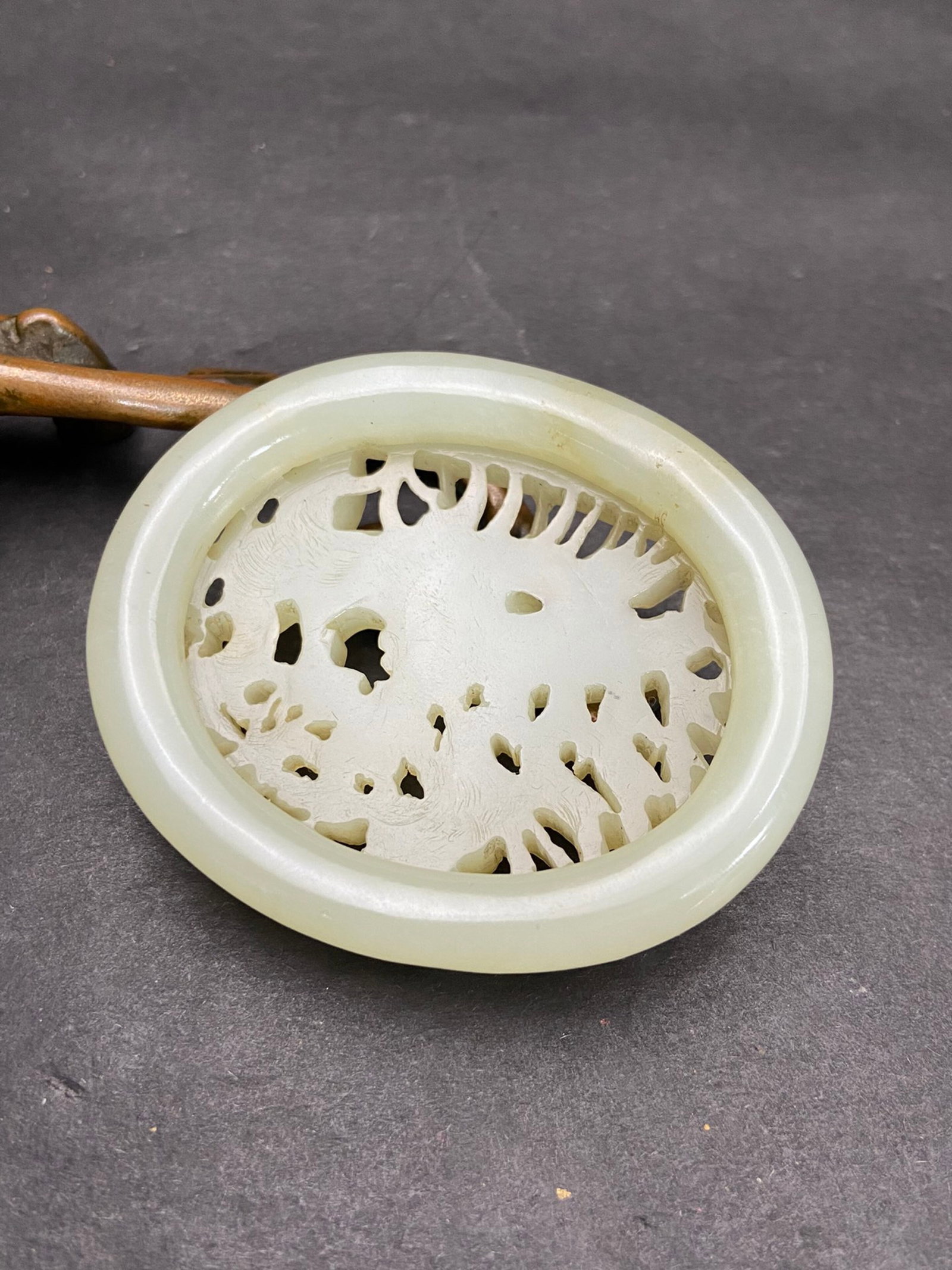 An Exquisite White Jade Phoenix Pattern Pendant - 7