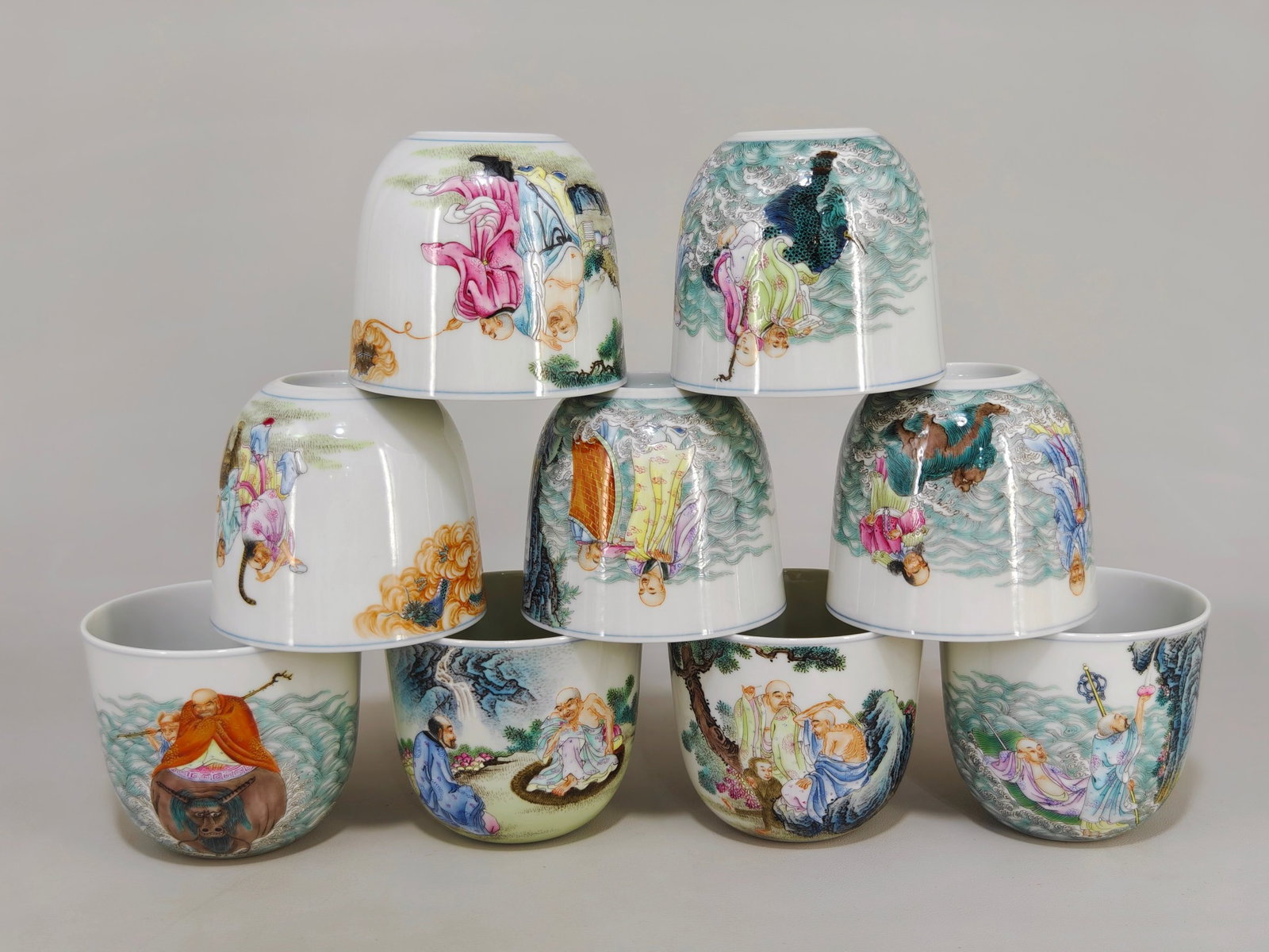 A Set of Exquisite Famille-Rose Arhat Pattern Cups: A Set of Exquisite Famille-Rose Arhat Pattern Cups,Qing Dynasty,China,Qianlong Six-character Mark,Size:2.8inx3.2in 一套粉彩罗汉像纹杯,中