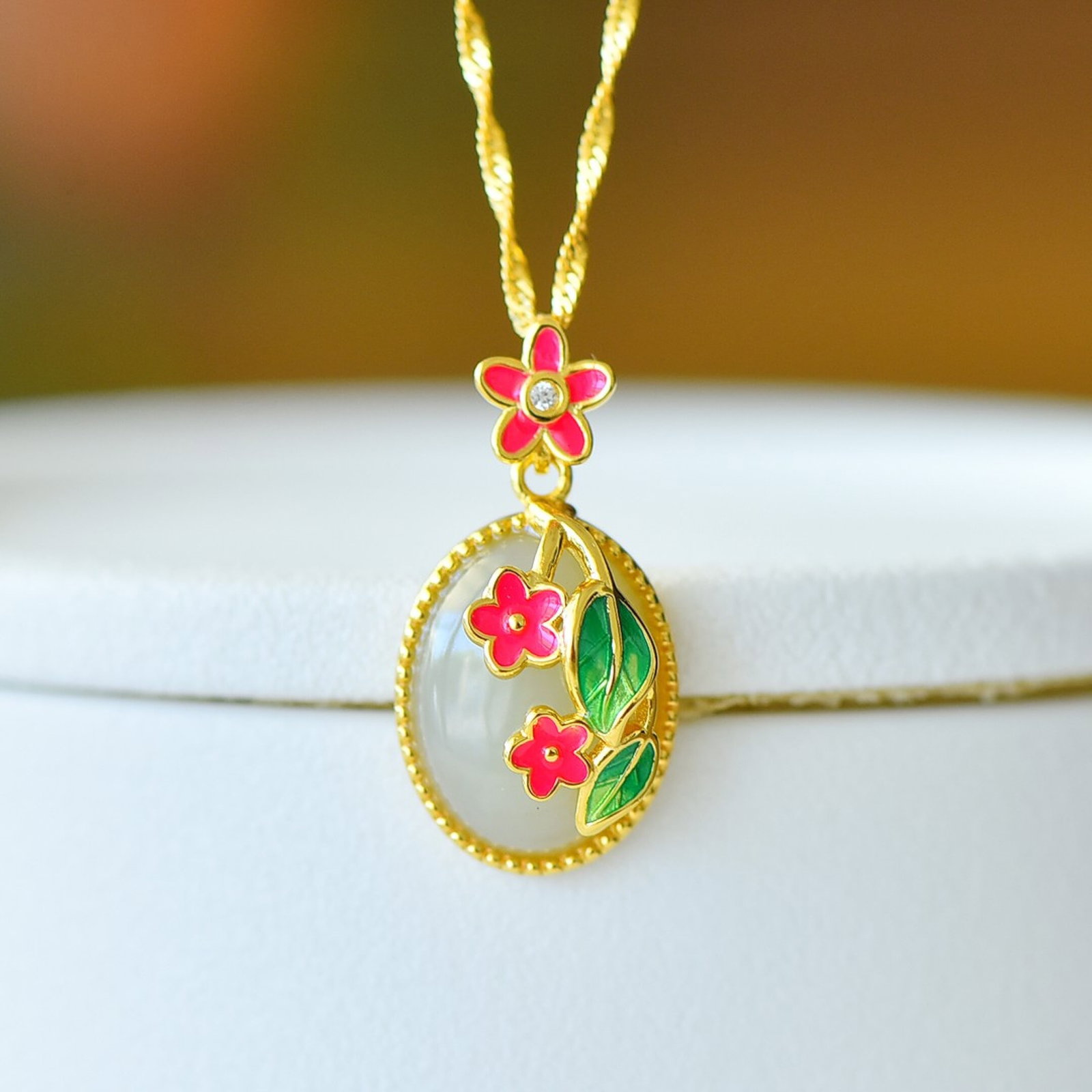An Exquisite Sterling Silver-Gold Plated Inlaid White Jade Pendant: An Exquisite Sterling Silver-Gold Plated Inlaid White Jade Pendant 纯银镀金镶白玉吊坠