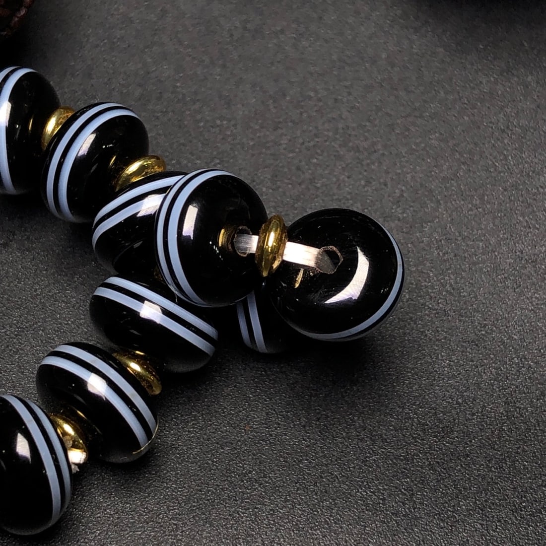 An Exquisite Dzi Bead Bracelets - 8