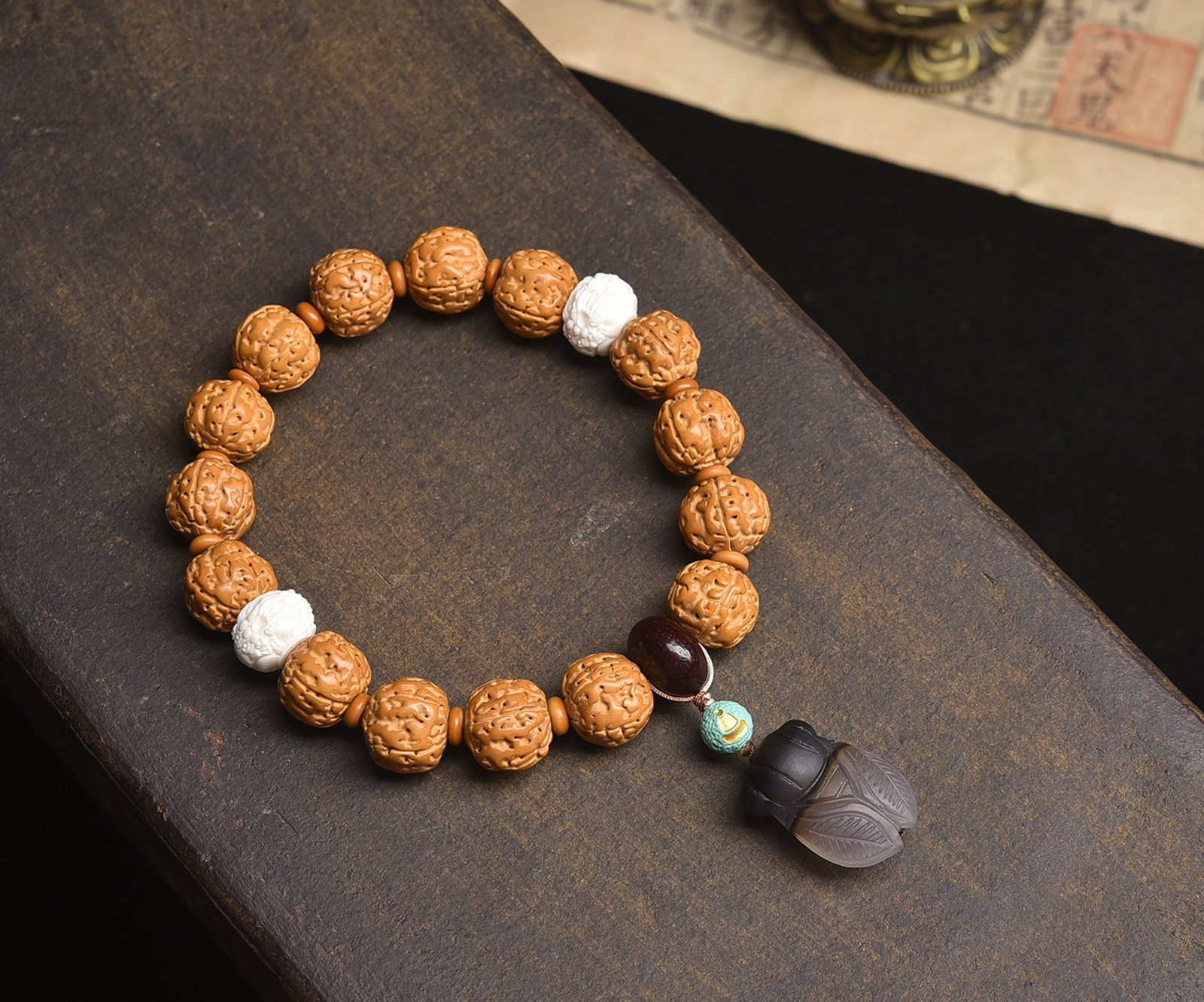 An Exquisite Bodhi Seeds Bracelets (1 of 6)