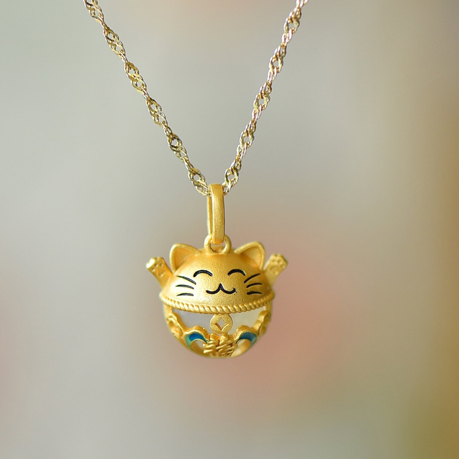 An Exquisite Sterling Silver-Gold Plated Inlaid White Jade Pendant: An Exquisite Sterling Silver-Gold Plated Inlaid White Jade Pendant 纯银镀金镶白玉吊坠