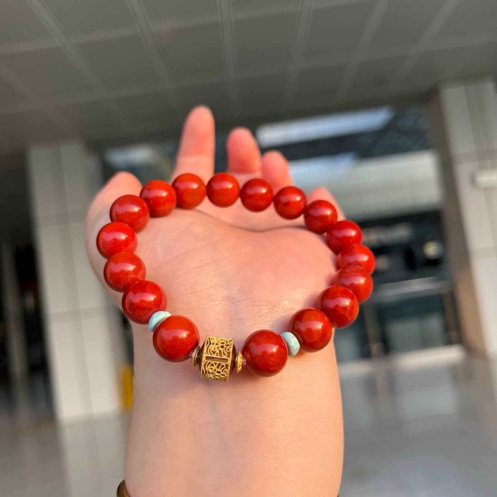 An Exquisite Agate Bracelets: An Exquisite Agate Bracelets,Size:10.5mm,Total Weight:30.2g 玛瑙手串