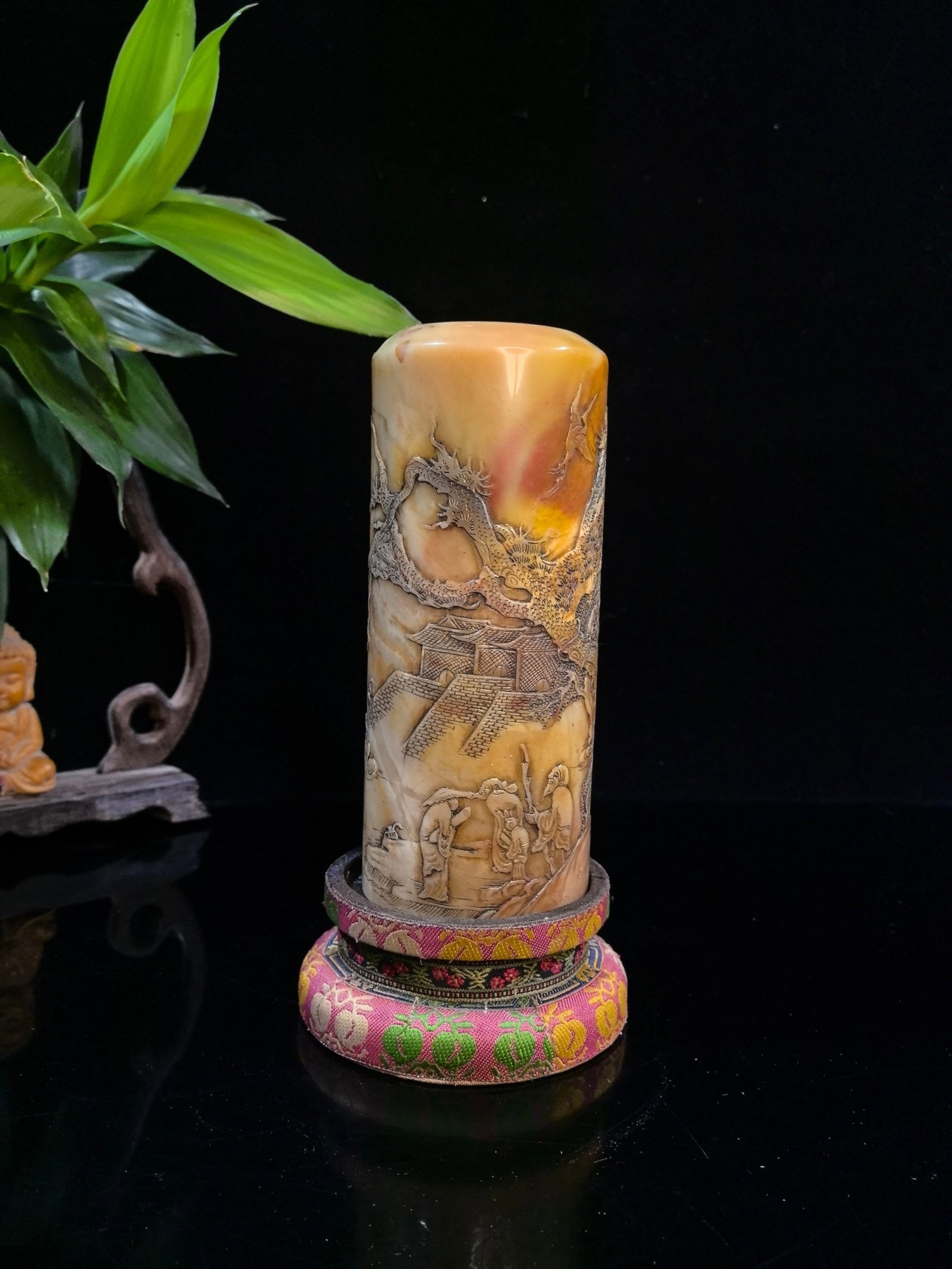 An Exquisite Shoushan Stone Landscape and Figure Pattern Seal,with Poem: An Exquisite Shoushan Stone Landscape and Figure Pattern Seal,with Poem,Qing Dynasty,China,Size:6inx2.5in,Weight:1248g 寿山石山水人物纹印章,