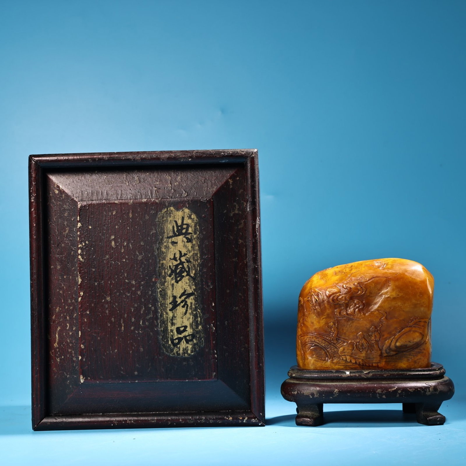 An Exquisite Shoushan Stone Character and Story Pattern Seal: An Exquisite Shoushan Stone Character and Story Pattern Seal,Qing Dynasty,China,With Mark,Size:3.5inx3.1in,Weight:550g 寿山石人物故事纹印章,