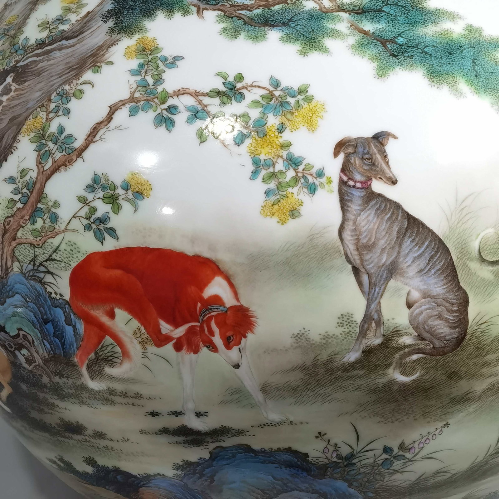 A Huge Enamel Dog Pattern Vase - 8