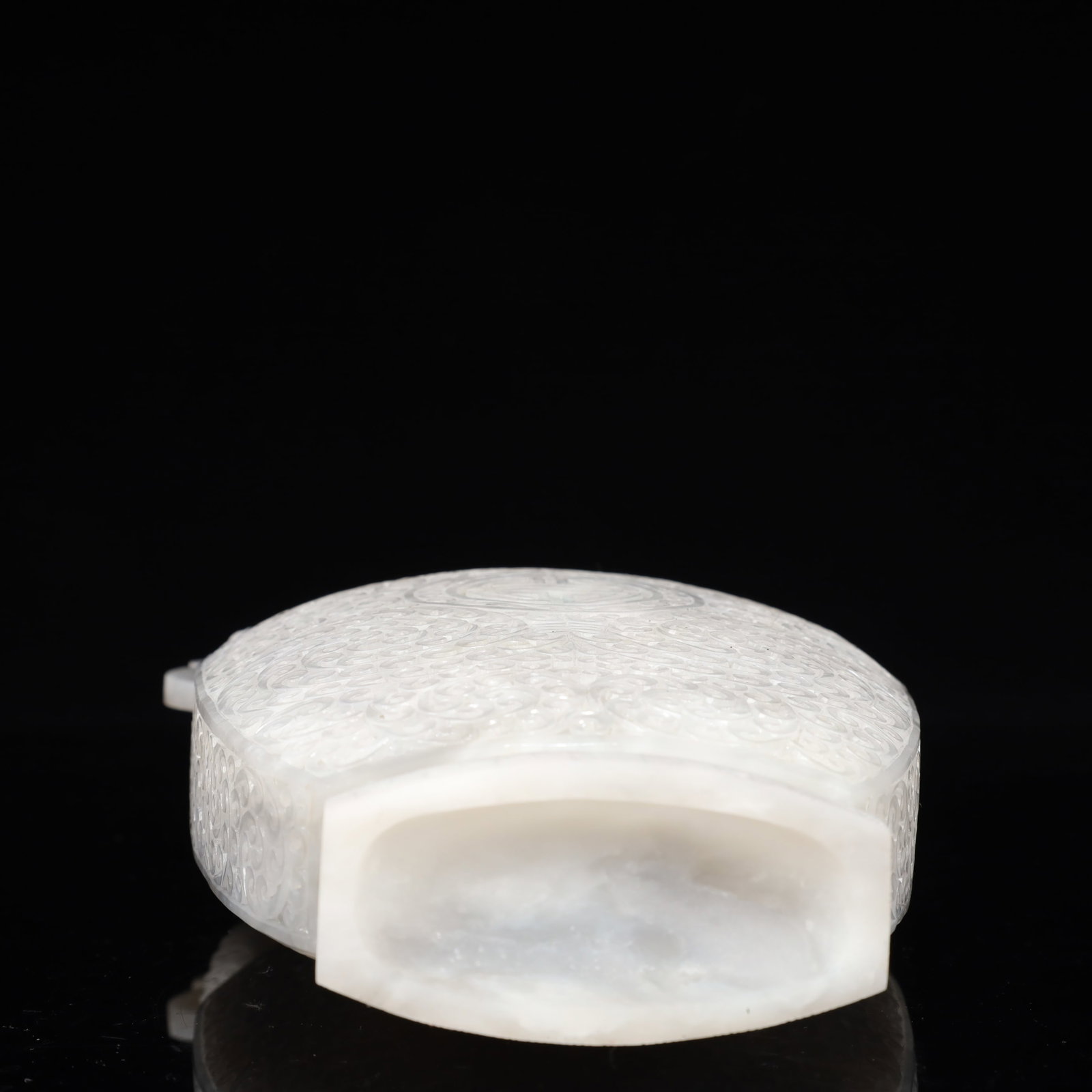 A Rare White Jade Flower Pattern Double-Ears Bottle - 16