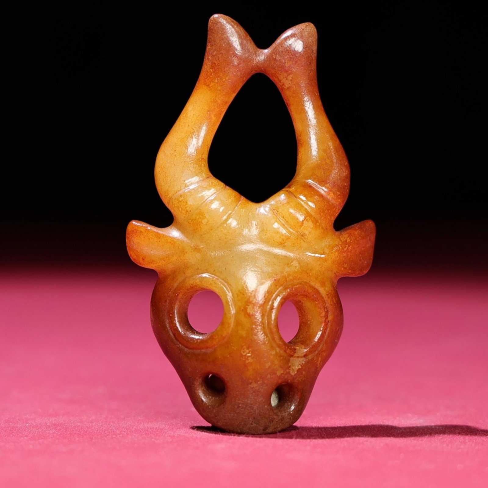 An Exquisite White Jade Sheep Pendant: An Exquisite White Jade Sheep Pendant,Qing Dynasty,China,Size:3inx1.8inx0.6in,Weight:38g 白玉羊挂件,中国清代