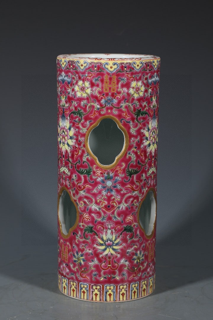 An Exquisite Famille-Rose Ruby Red-Glazed Lotus Pattern Hatstand: An Exquisite Famille-Rose Ruby Red-Glazed Lotus Pattern Hatstand,Qing Dynasty,China,Qianlong Six-character Mark,Size:11.4inx4.9in 粉彩胭脂红缠枝莲ಬ