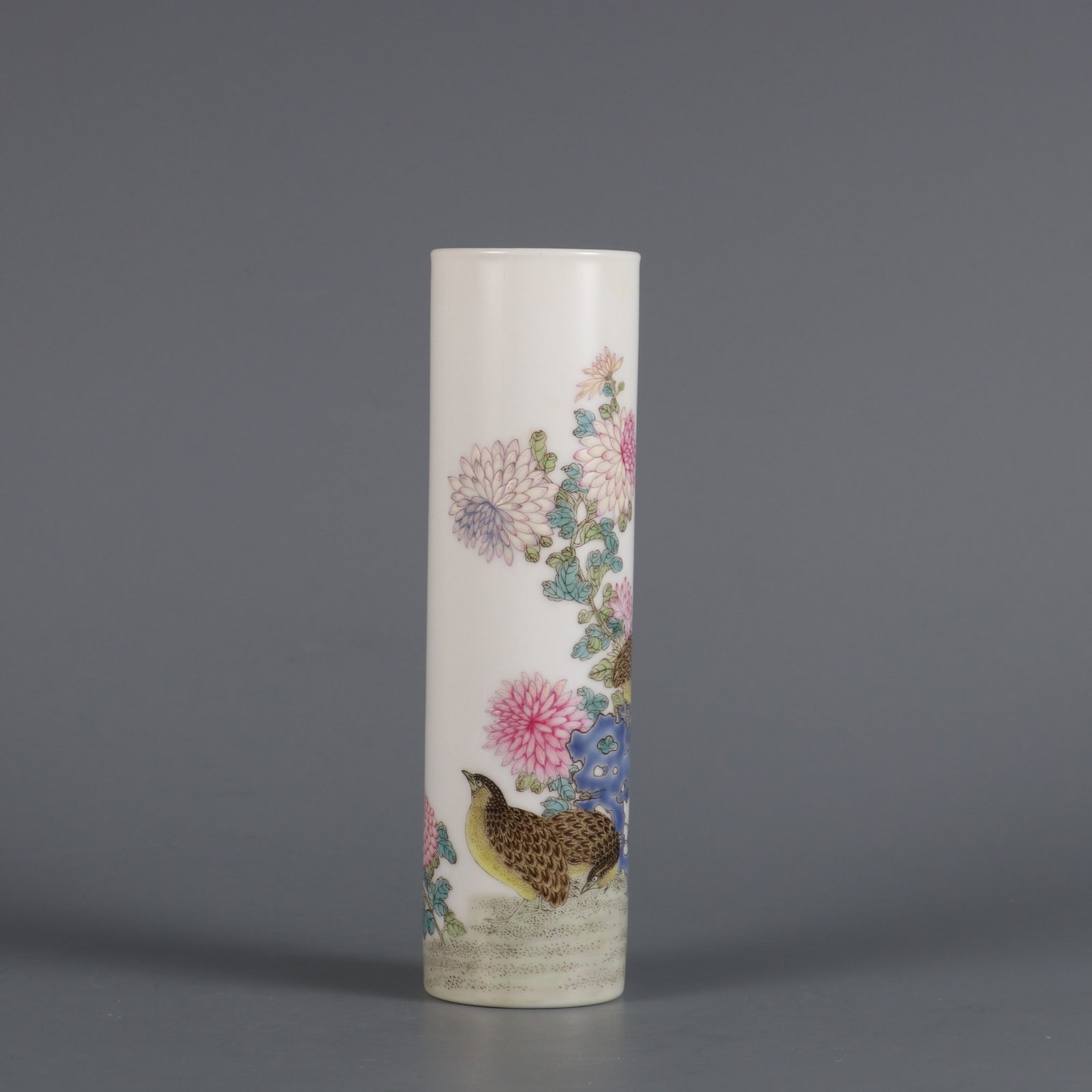 An Exquisite Famille-Rose Flower and Bird Pattern Incense Tube: An Exquisite Famille-Rose Flower and Bird Pattern Incense Tube,Qing Dynasty,China,Qianlong Four-character Mark,Size:6inx1.7in 粉彩花鸟纹香筒,中国&