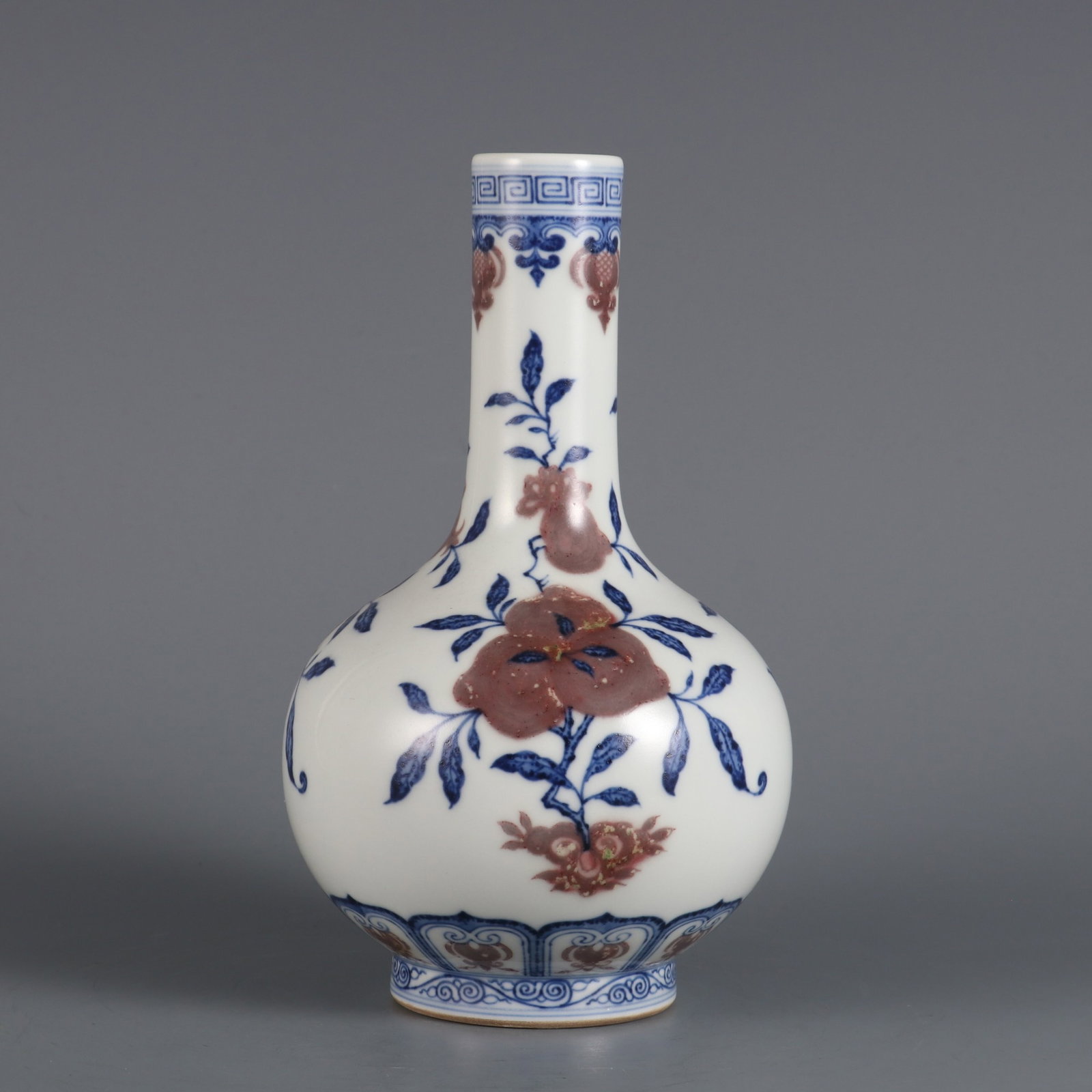 An Exquisite Blue and White Underglaze-Red Flower Pattern Vase: An Exquisite Blue and White Underglaze-Red Flower Pattern Vase,Qing Dynasty,China,Yongzheng Six-character Mark,Size:8.1inx4.7in 青花釉里红花卉纹瓶