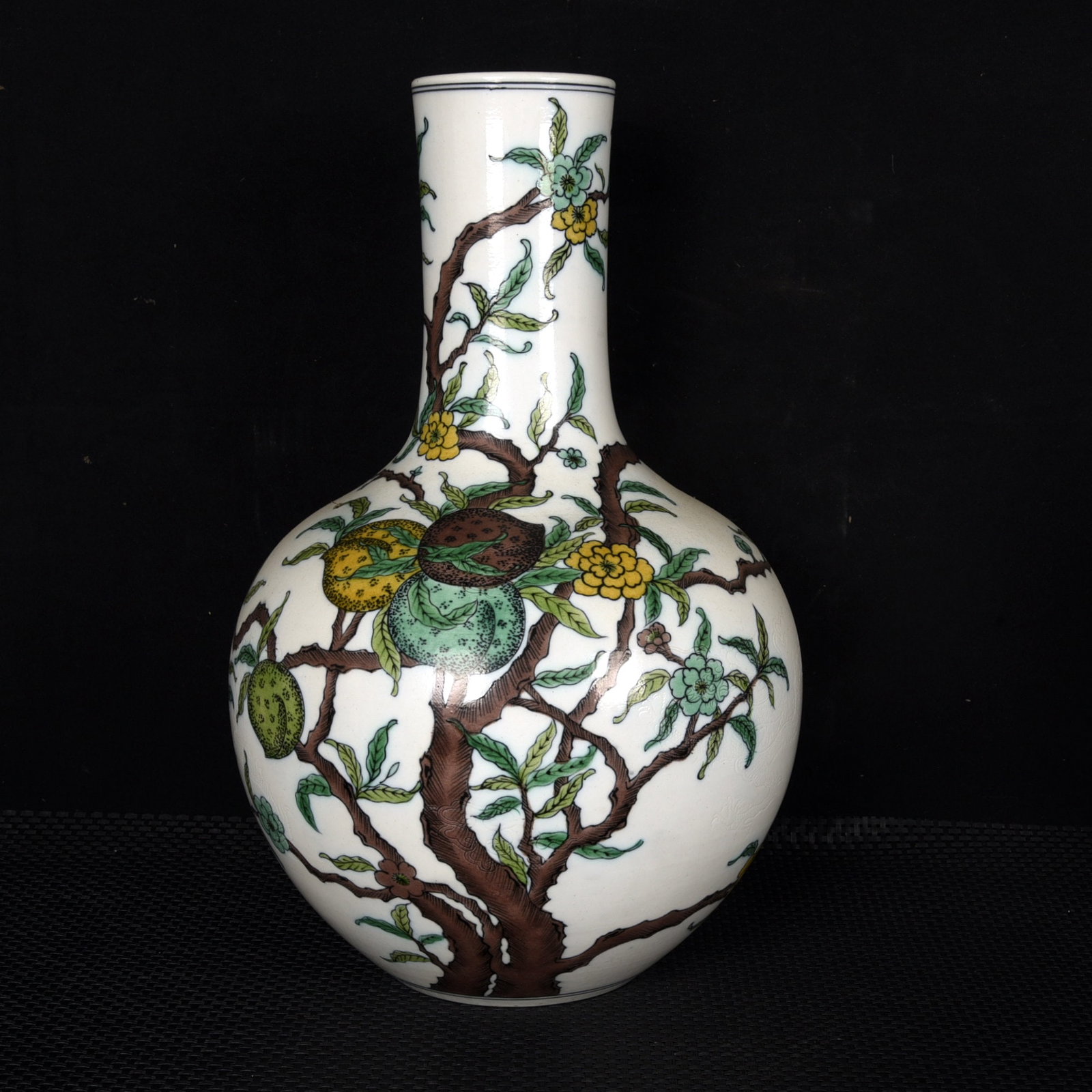 A Rare Biscuit Bats and Peach Pattern Vase (1 of 9)
