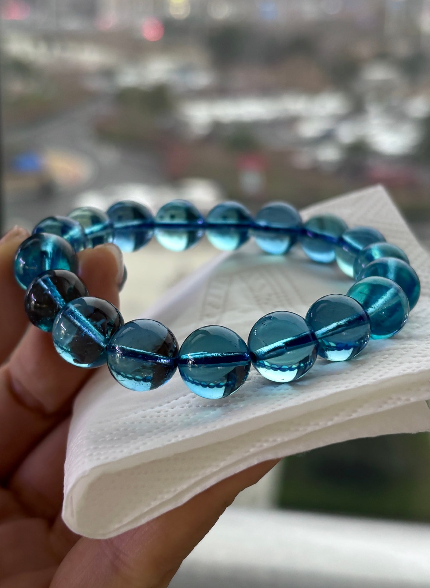 An Exquisite Aquamarine Bracelet: An Exquisite Aquamarine Bracelet,Size:0.4in,Weight:37.2g 海蓝宝手串