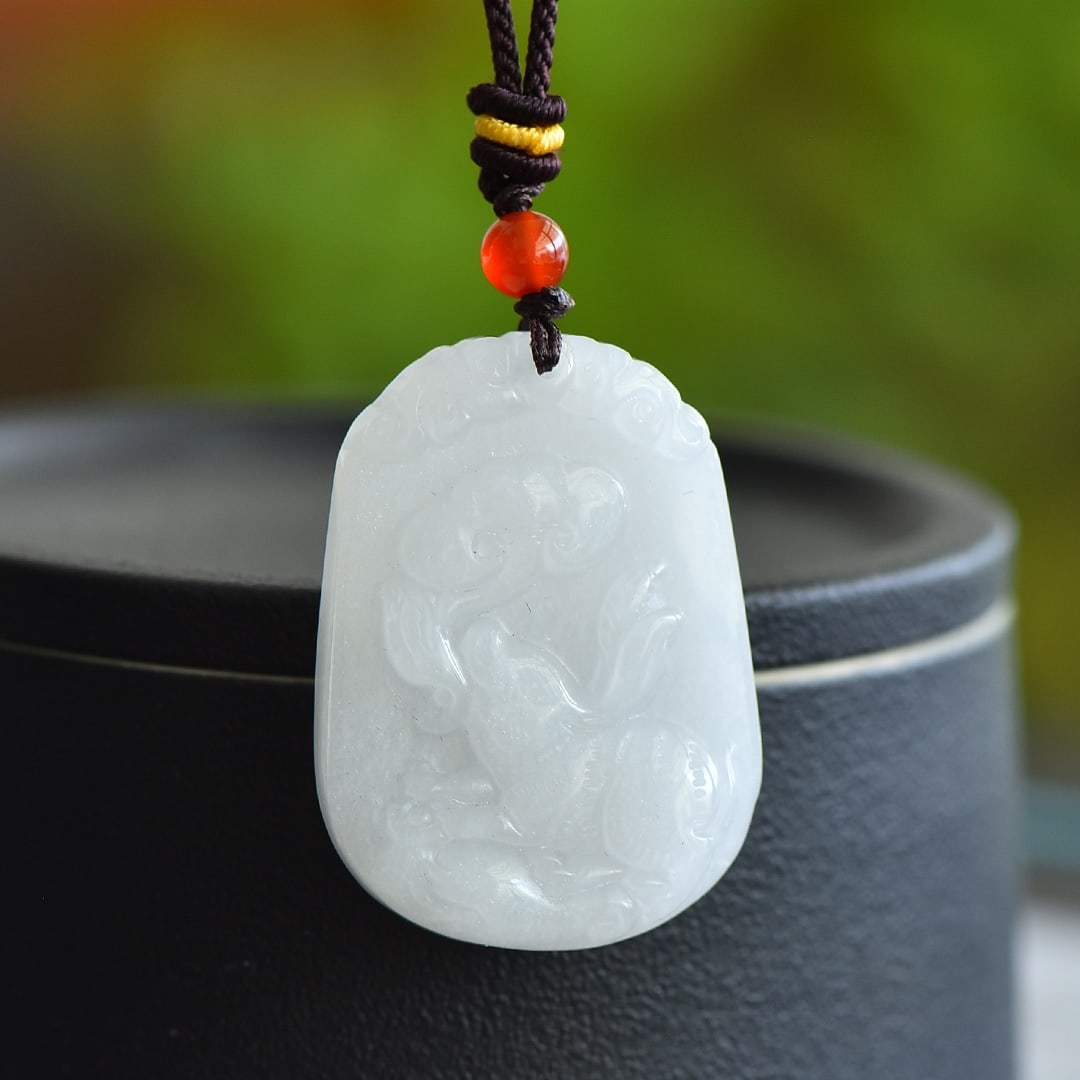 An Exquisite White Jade Rabbit Pattern Pendant: An Exquisite White Jade Rabbit Pattern Pendant,Size:1.7inx1.3in 白玉兔纹挂件