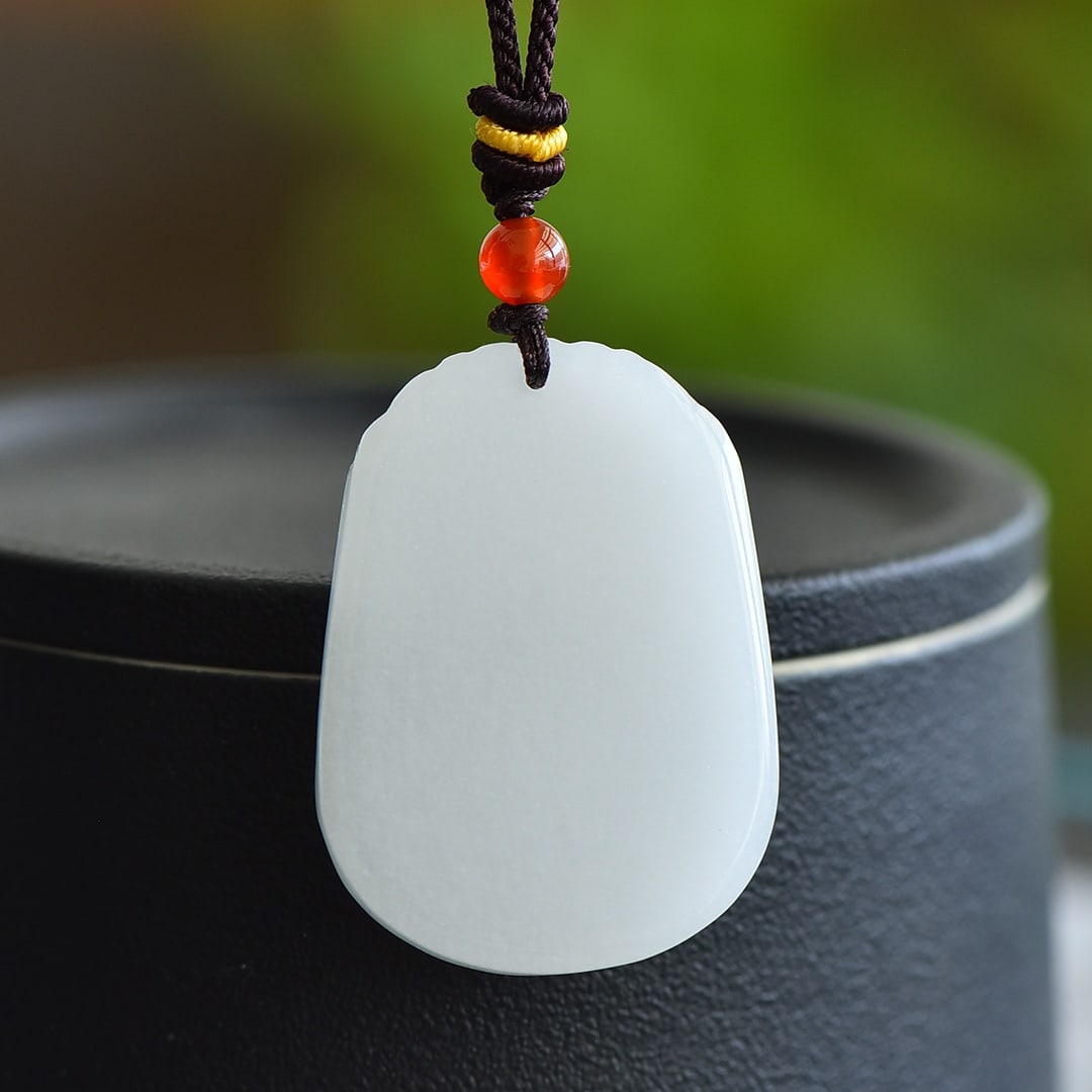 An Exquisite White Jade Rabbit Pattern Pendant - 2