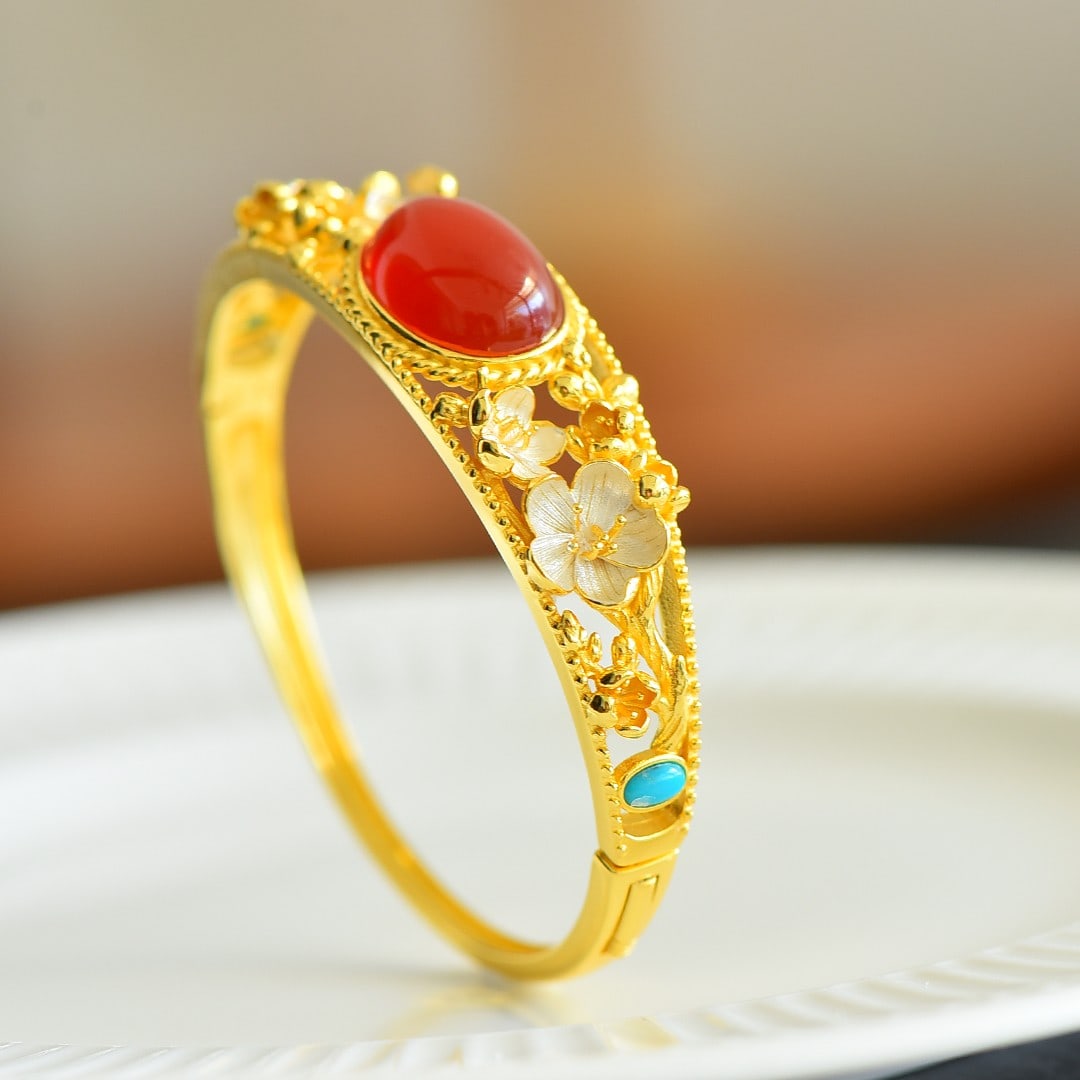 An Exquisite Sterling Silver-Gold Plated Inlaid Agate Enamel Bracelets,Inlaid Turquoise: An Exquisite Sterling Silver-Gold Plated Inlaid Agate Enamel Bracelets,Inlaid Turquoise,Size:0.5inx0.7in