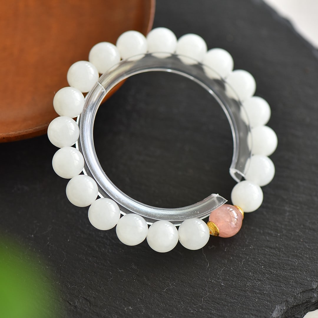 An Exquisite White Jade Bracelets - 2