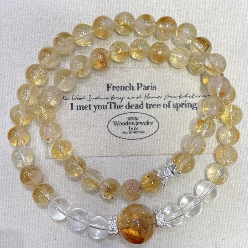 An Exquisite Crystal Bracelet: An Exquisite Crystal Bracelet 水晶手串