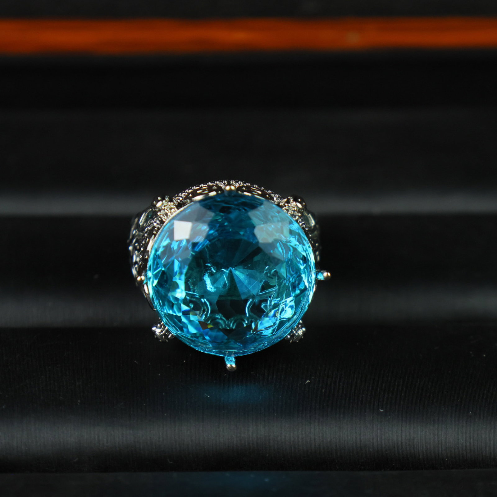 An Exquisite Ring - 8