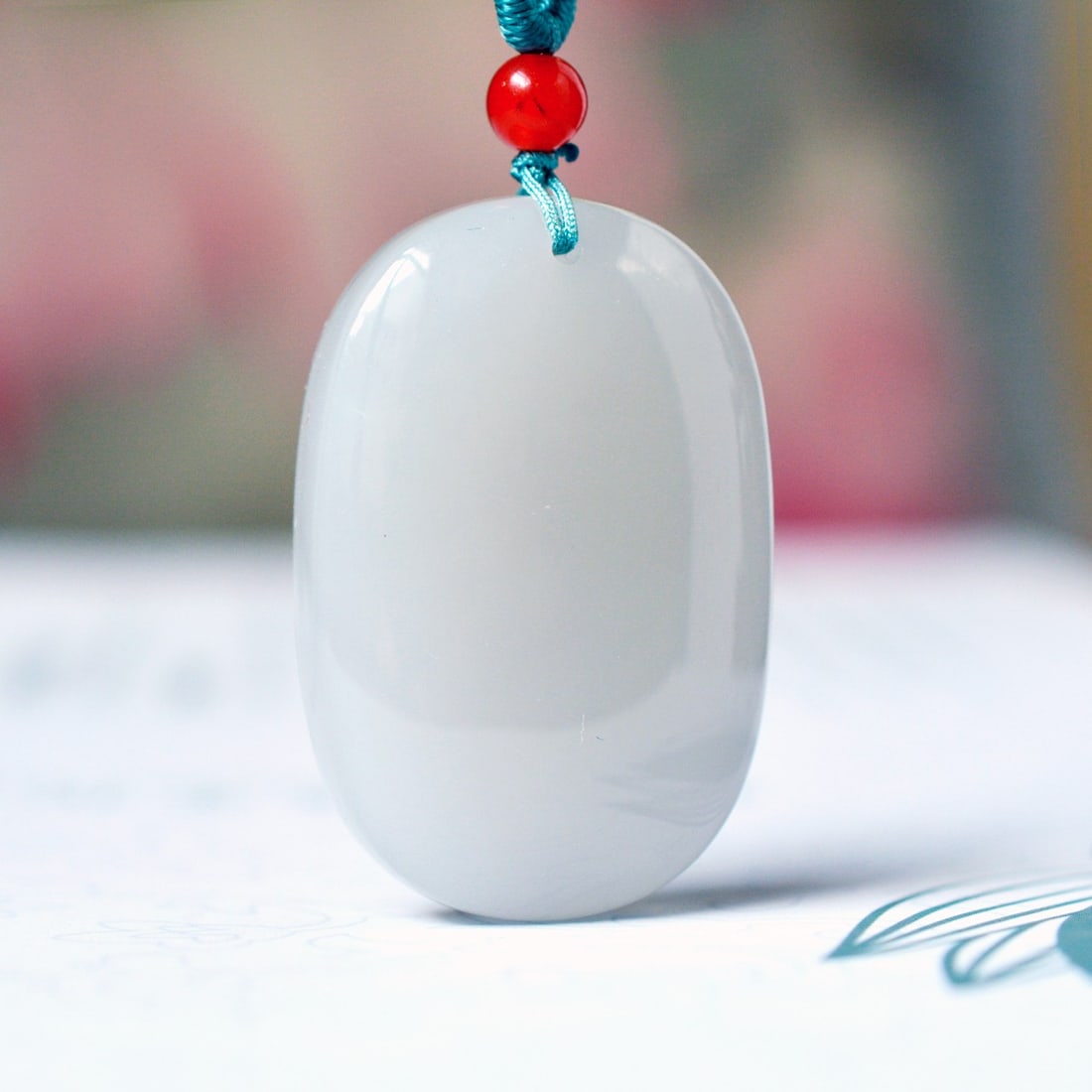 An Exquisite White Jade Pendant: An Exquisite White Jade Pendant,Size:0.9inx1.4in 白玉挂件
