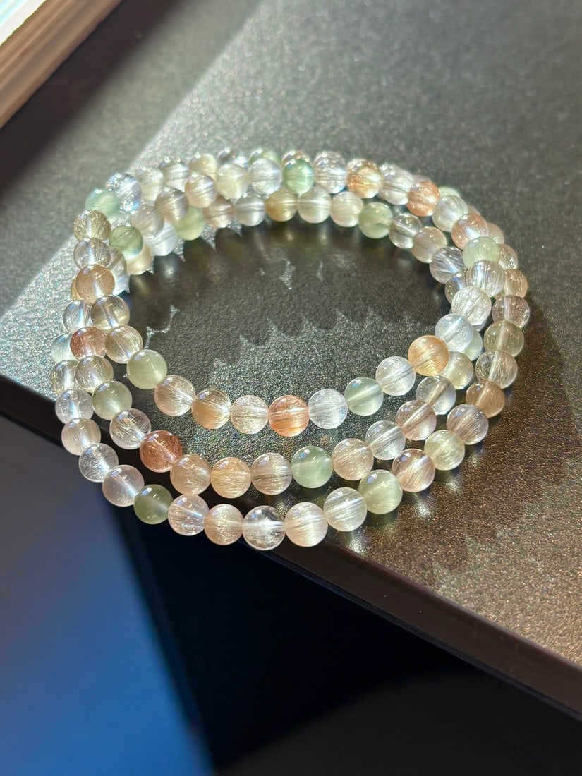An Exquisite Crystal Bracelet - 3
