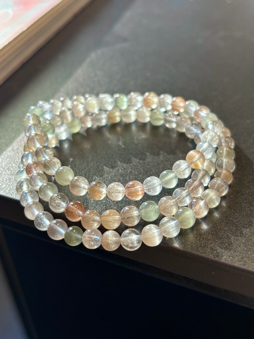 An Exquisite Crystal Bracelet - 4
