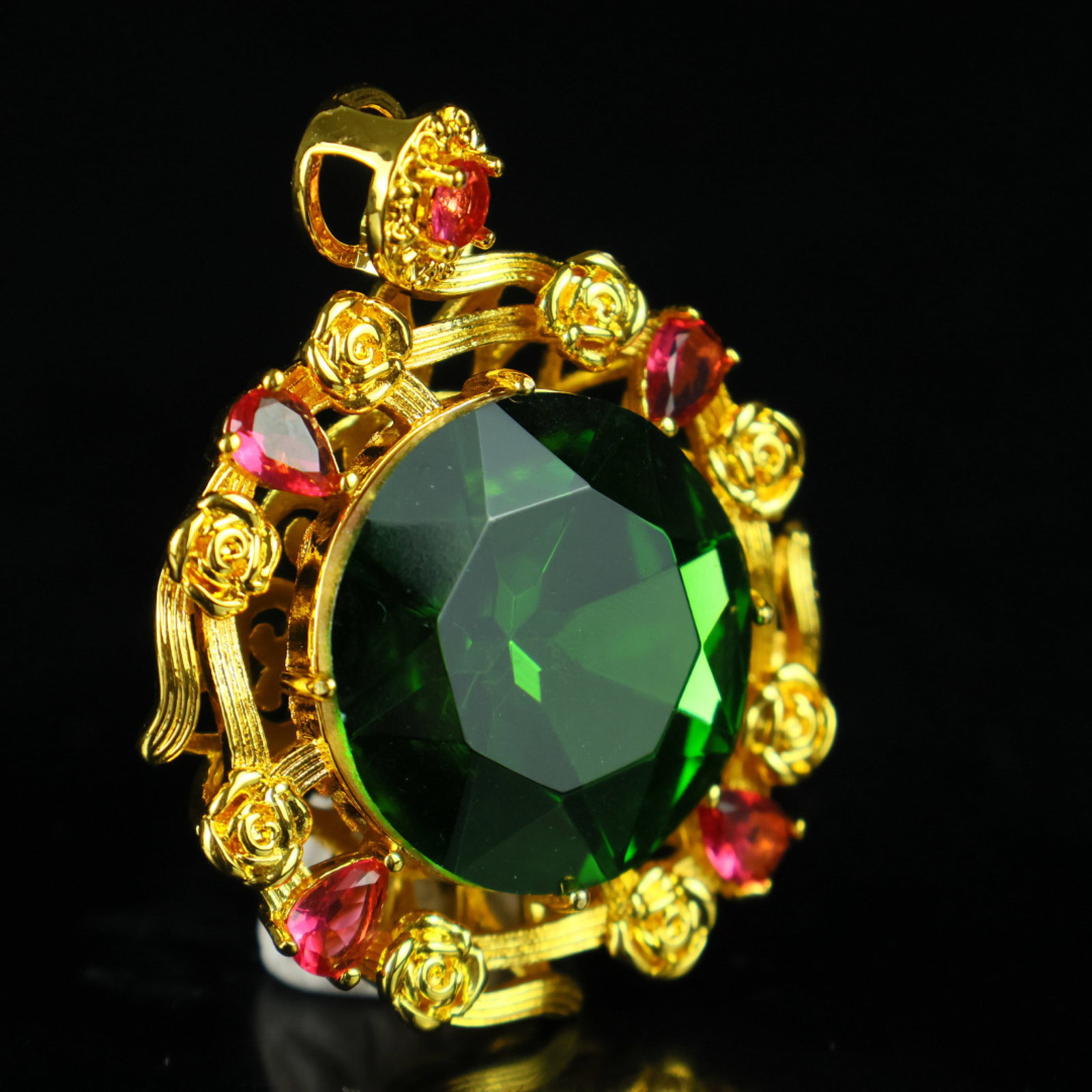 An Exquisite Pendant - 3