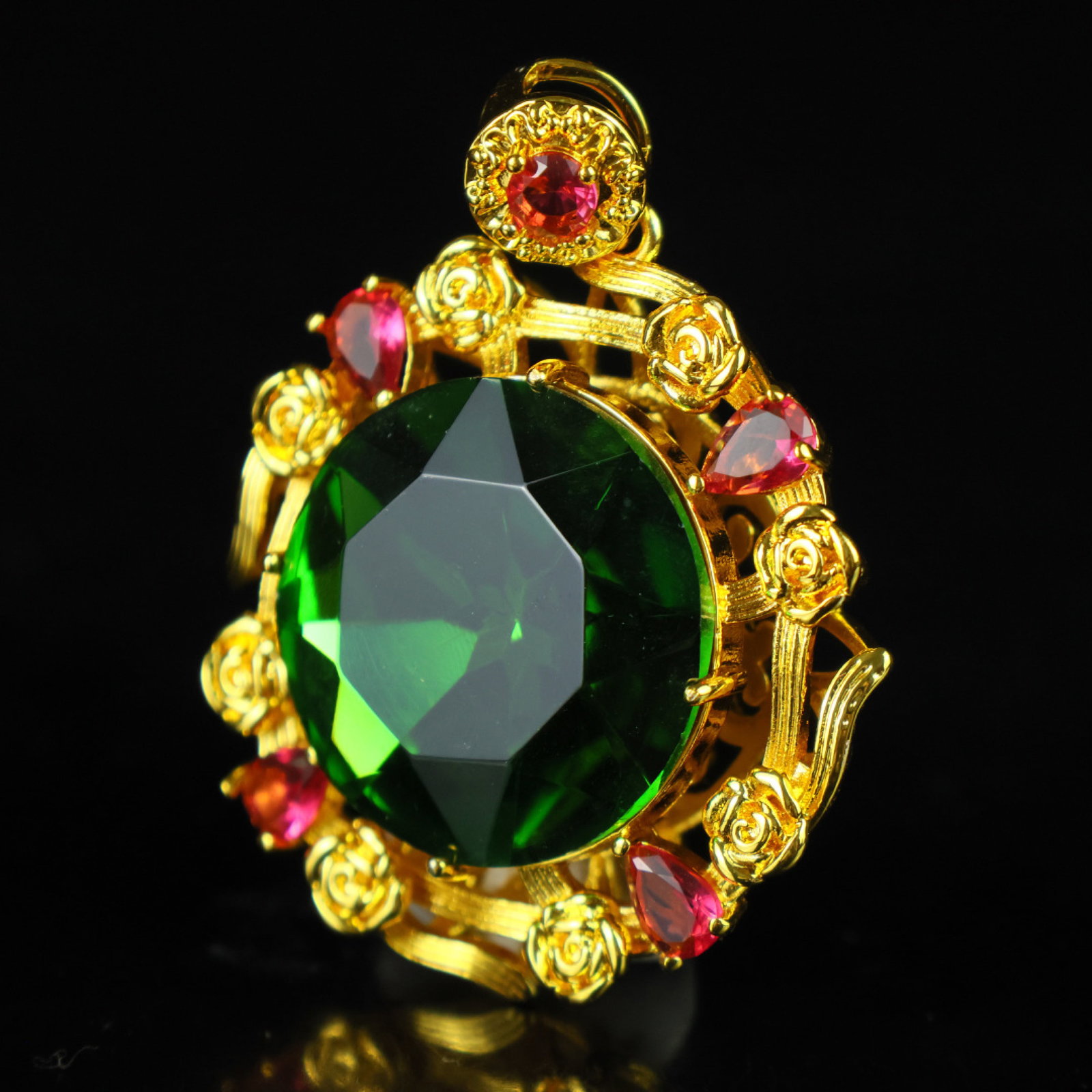 An Exquisite Pendant - 4