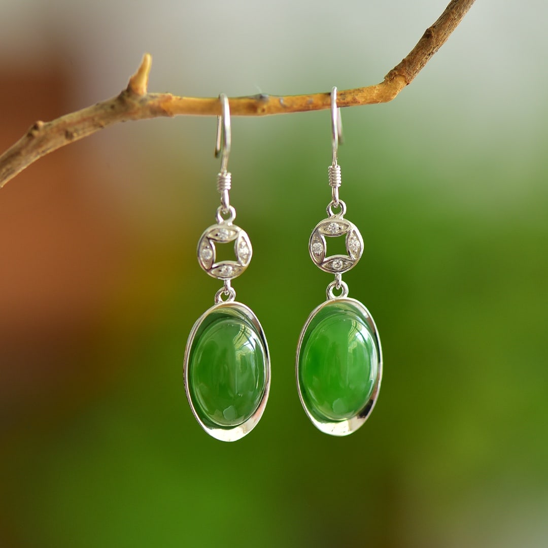 A Pair of Exquisite Sterling Silver Inlaid Jasper Earrings,Inlaid Diamond: A Pair of Exquisite Sterling Silver Inlaid Jasper Earrings,Inlaid Diamond,Size:0.4inx0.6in 一对纯银镶碧玉耳环,嵌钻石