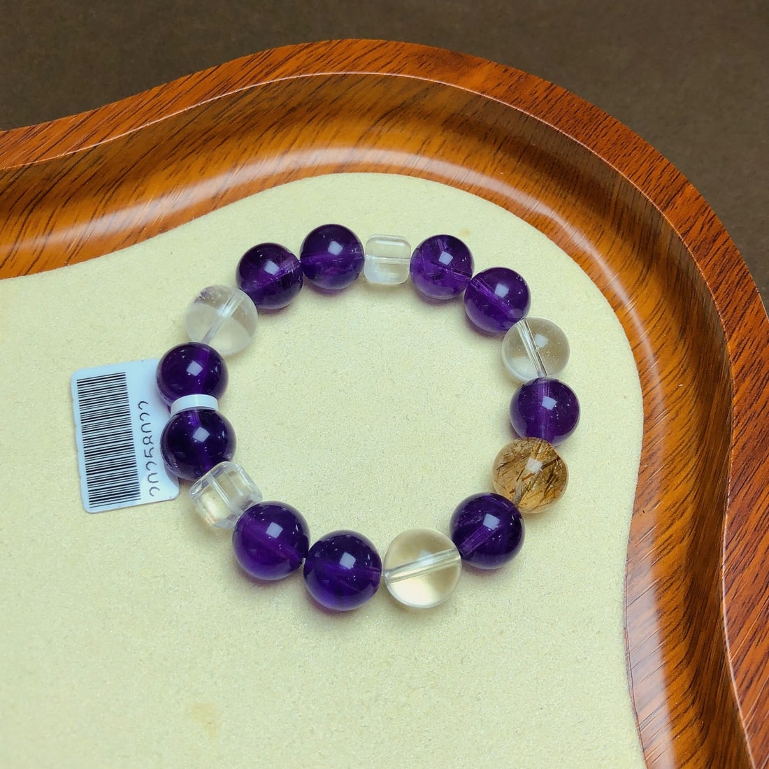 An Exquisite Crystal Bracelet: An Exquisite Crystal Bracelet,Size:0.5in,Weight:34.9g 水晶手串