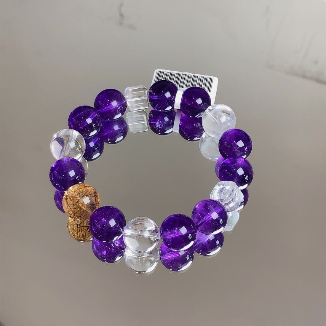 An Exquisite Crystal Bracelet - 2
