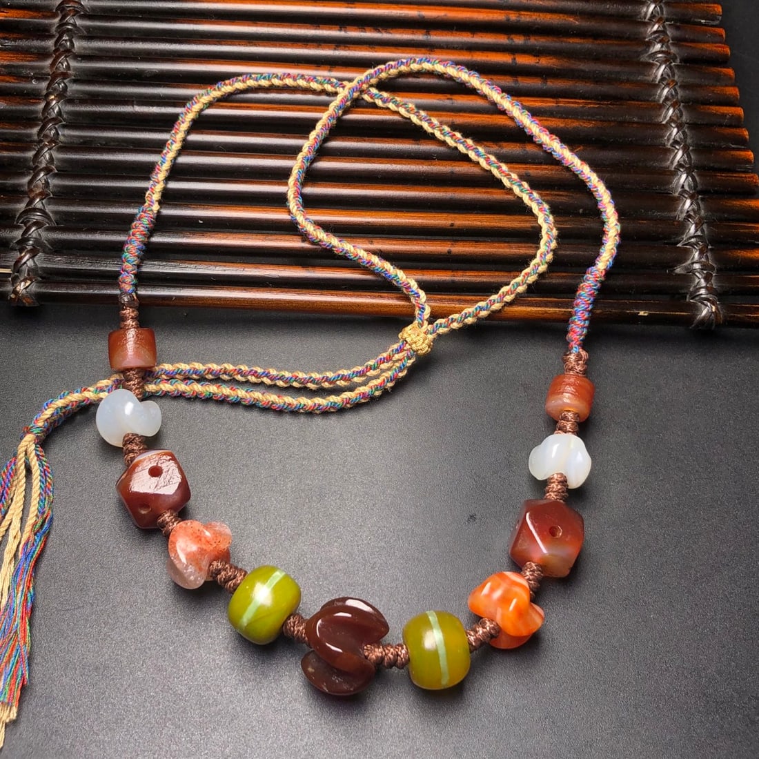 An Exquisite Agate Pendant - 2