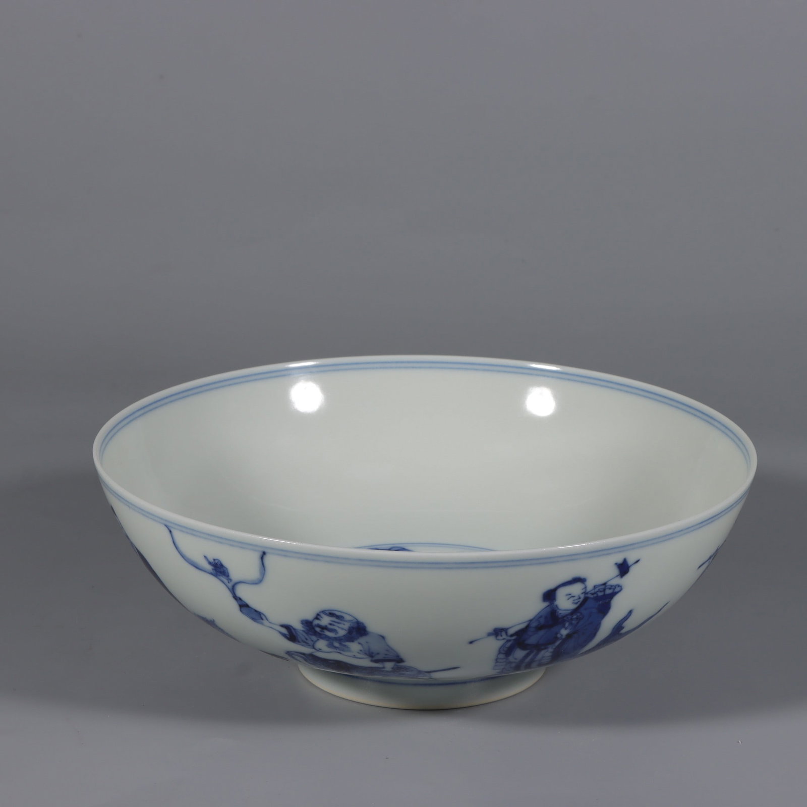 An Exquisite Blue and White Figure Pattern Bowl: An Exquisite Blue and White Figure Pattern Bowl,Qing Dynasty,China,Qianlong Six-character Mark,Size:2.8inx8in 青花人物纹碗,中国清代,乾