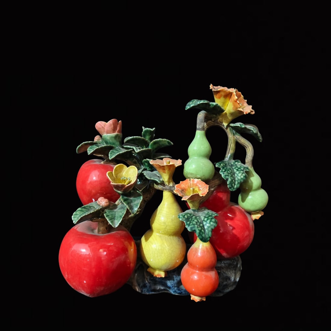 An Exquisite Shiwan yao Gourd and Peach Ornament: An Exquisite Shiwan yao Gourd and Peach Ornament,Qing Dynasty, China,Size:13inx6.7inx12.6in 石湾窑福寿纹摆件,中国清代