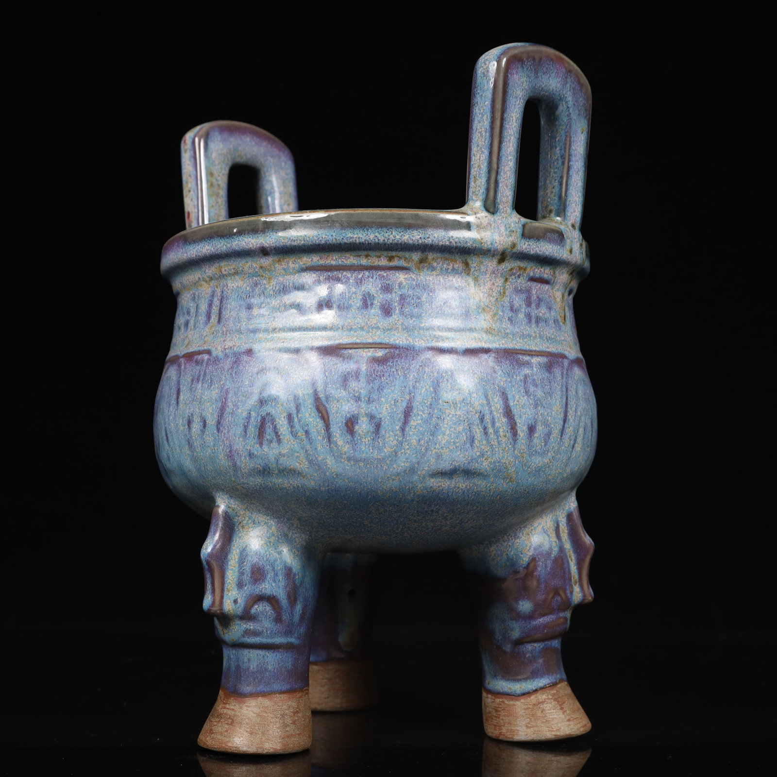 An Exquisite Jun yao Beast-Face Pattern Double-Ears and Tripod Censer - 4