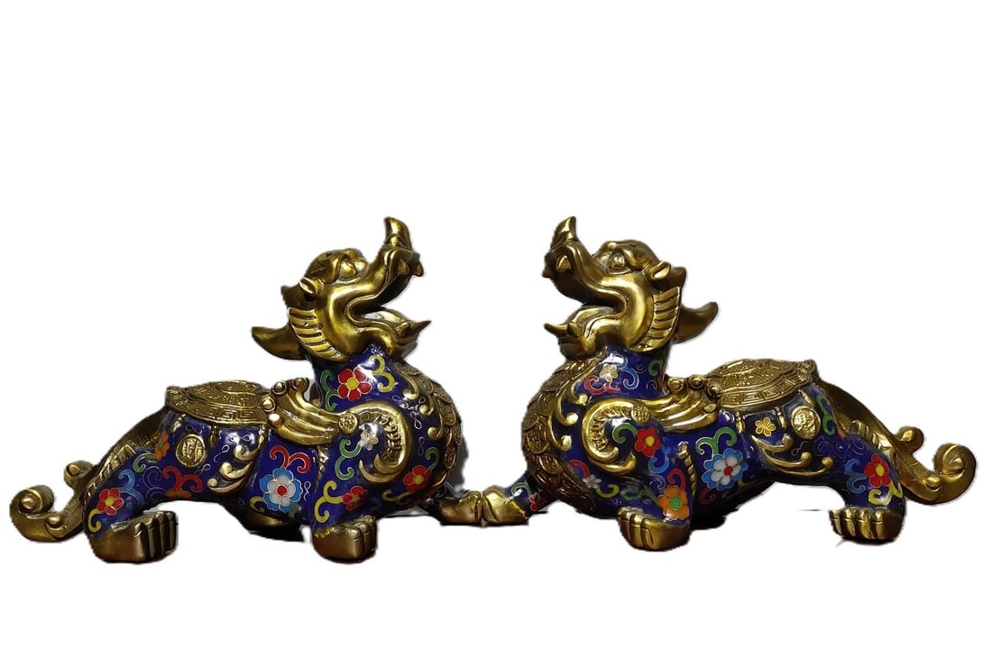 A Pair of Exquisite Gilt Bronze Cloisonne Lotus Pattern Wealth-Attracting Creature Ornaments: A Pair of Exquisite Gilt Bronze Cloisonne Lotus Pattern Wealth-Attracting Creature Ornaments,Ming Dynasty,China,Xuande Four-character Mark,Size:10.2inx3.9inx6.9in,Weight:3640g 一对铜