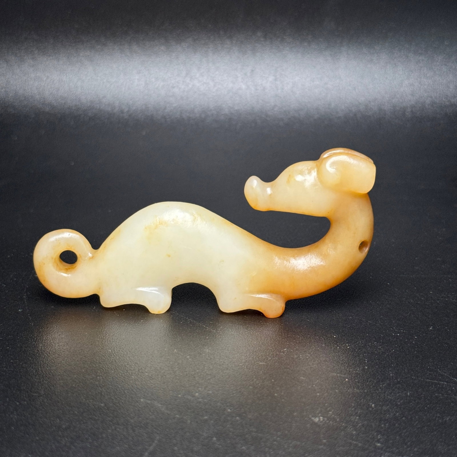 An Exquisite White Jade Dog Pendant: An Exquisite White Jade Dog Pendant,Qing Dynasty, China,Size:3.5inx1.7inx0.5in,Weight:50g 白玉狗挂件,中国清代