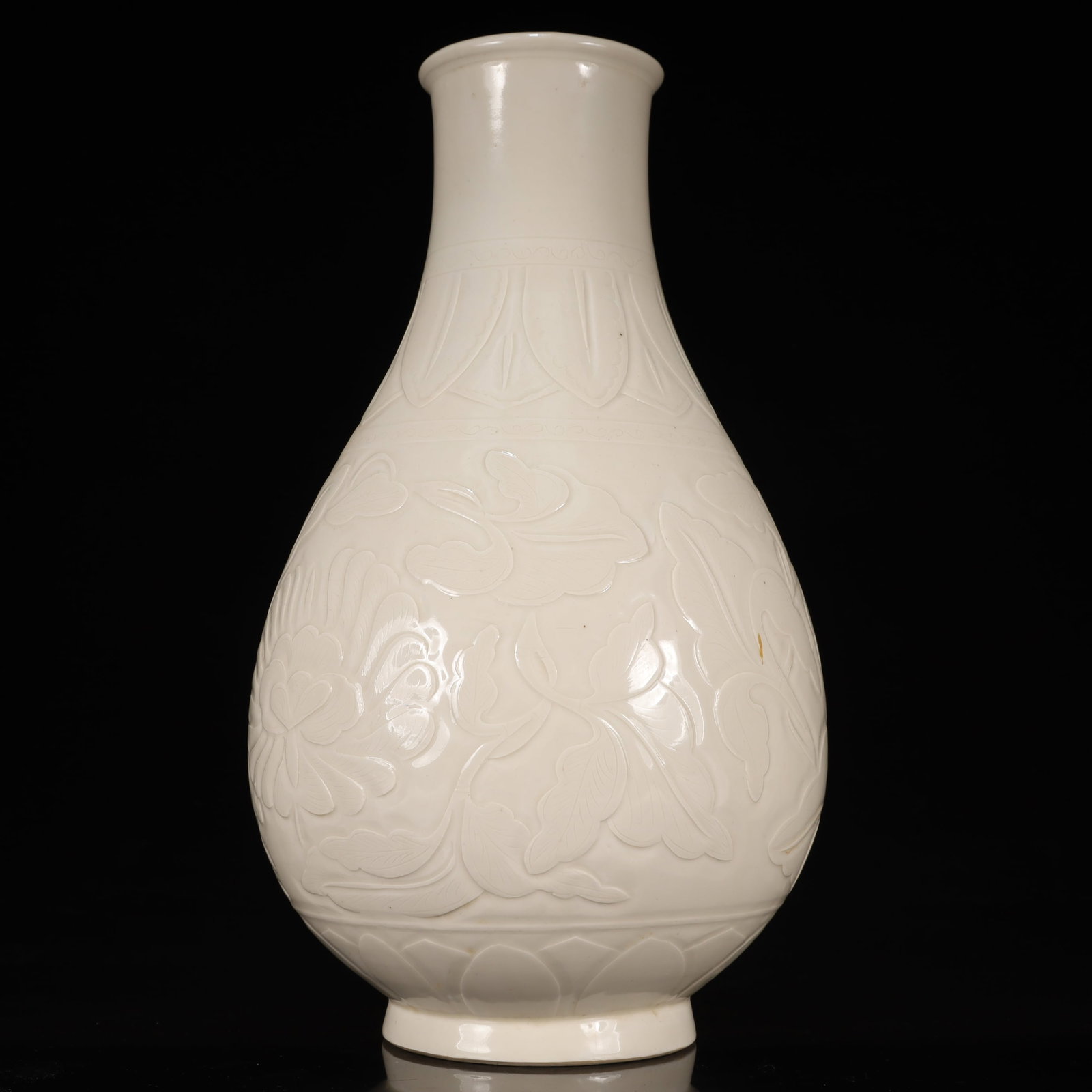 A Rare Ding yao Flower Pattern Vase - 7