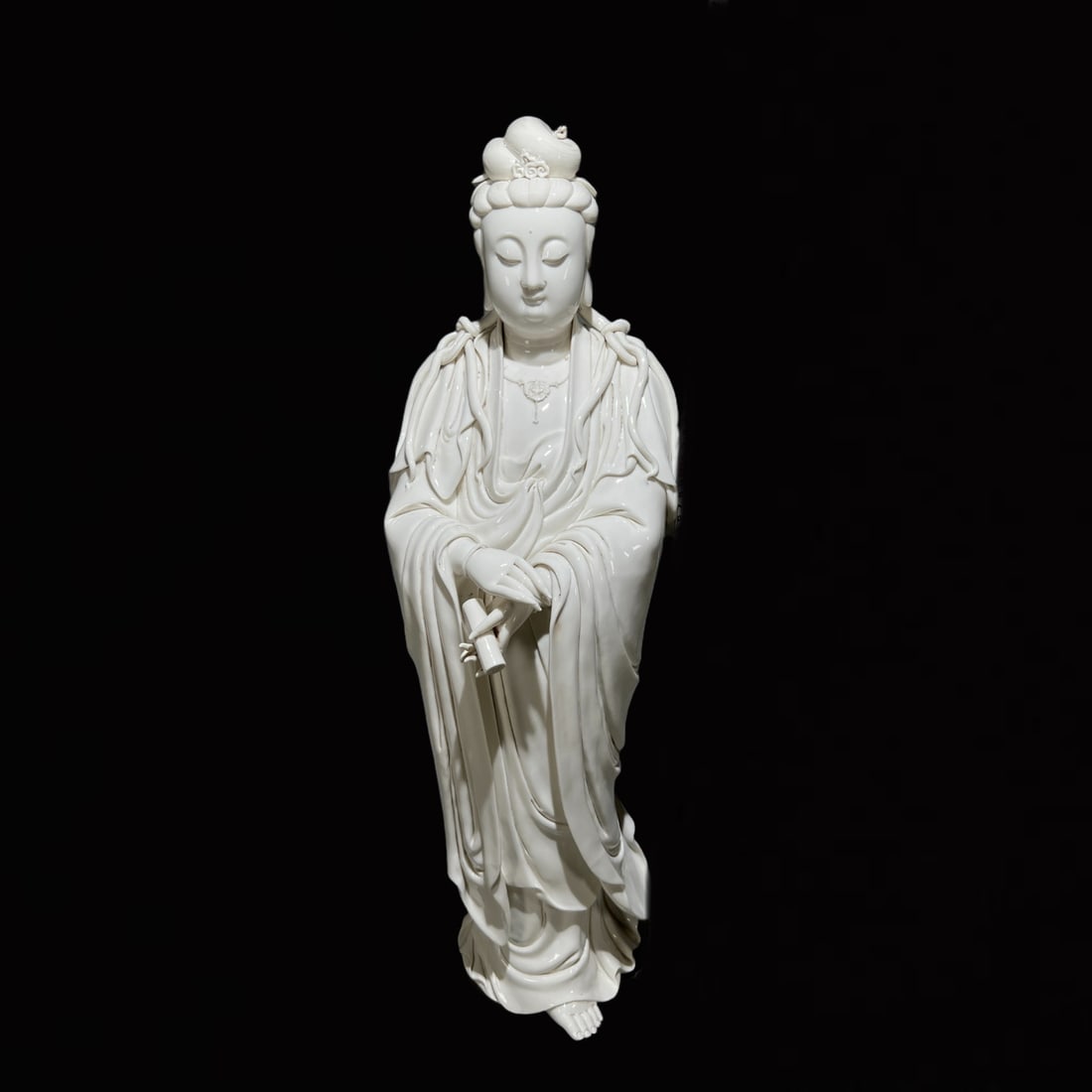 A Solemn Blance-De-Chine Statue of Avalokitesvara: A Solemn Blance-De-Chine Statue of Avalokitesvara,Ming Dynasty,China,He Chaozong Mark,Size:29.1in 德化瓷观音像,中国明代,何朝