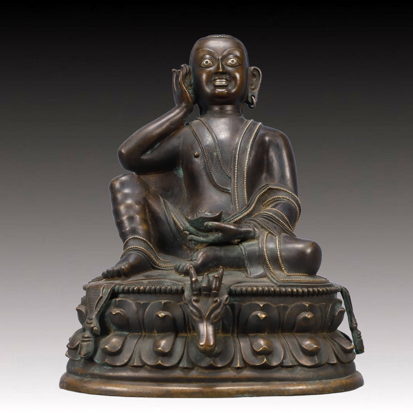 A Solemn Bronze Statue of Guru: A Solemn Bronze Statue of Guru,Ming Dynasty, China,Size:9.4inx7.9inx11.8in Weight:5500g 铜上师像,中国明代