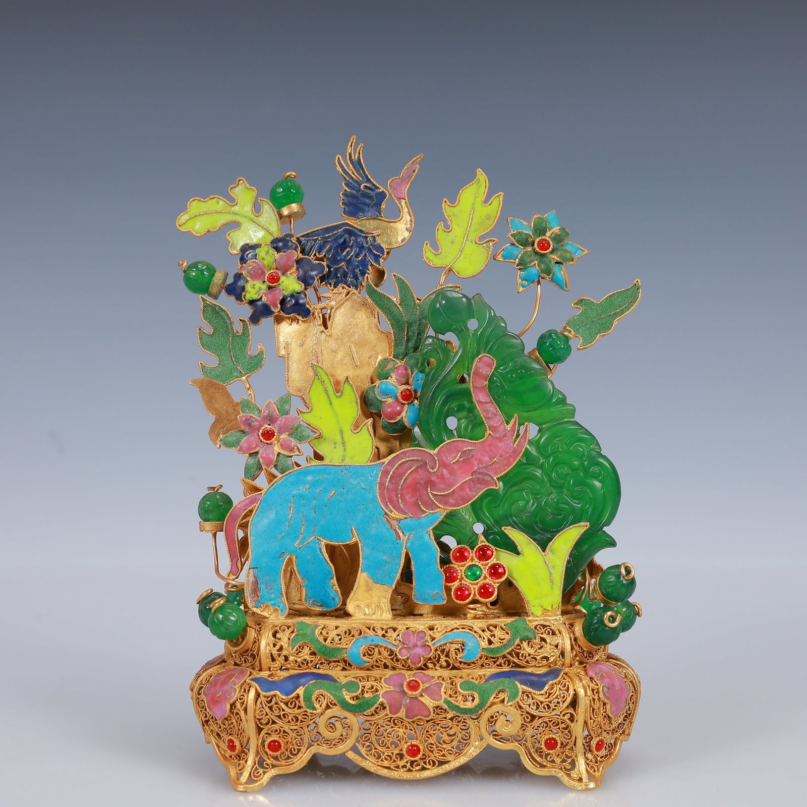 An Exquisite Filigree and Gilding Inlaid Jadeite Flower Ornament,Inlaid Gems: An Exquisite Filigree and Gilding Inlaid Jadeite Flower Ornament,Inlaid Gems,Qing Dynasty, China,Qianlong Four-Character Mark,Size:4.3inx2inx10.2in,Weight:266g 花丝鎏金嵌