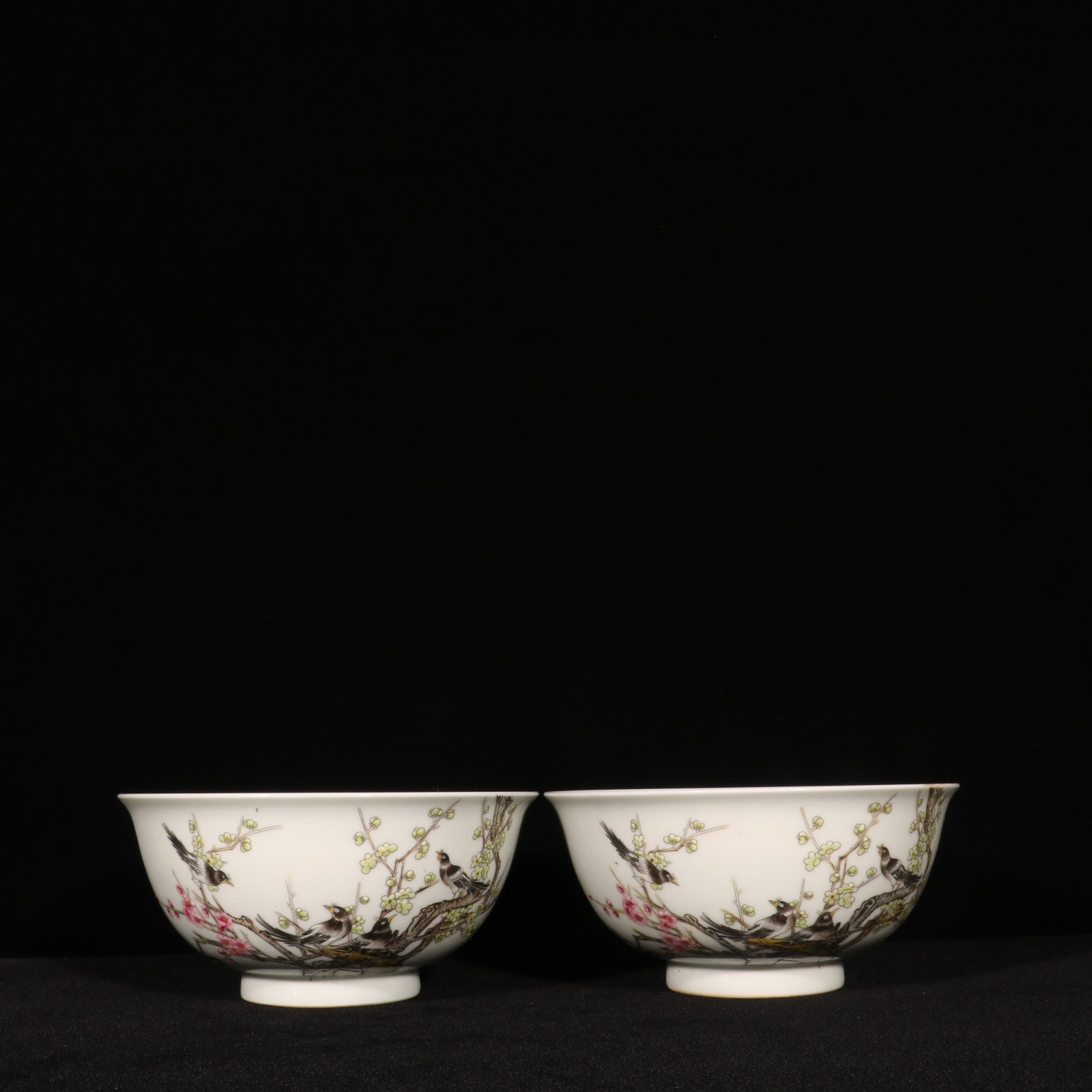 A Pair of Exquisite Enamel Flower and Bird Pattern Bowls: A Pair of Exquisite Enamel Flower and Bird Pattern Bowl,Qing Dynasty,China,Yongzheng Four-character Mark,Size:3inx5.9ins 一对珐琅彩花鸟纹碗,ߑ