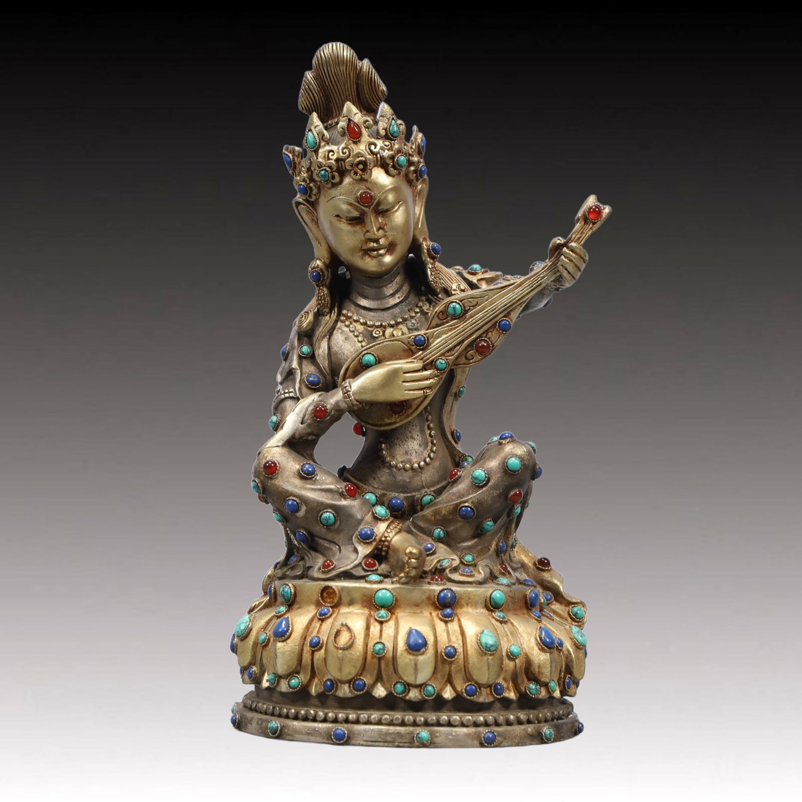 A Rare Gilt Silver Statue of Gadgadasvara,Inlaid Turquoise: A Rare Gilt Silver Statue of Gadgadasvara,Inlaid Turquoise,Tang Dynasty, China,Size:5.5inx3.9inx9.4in,Weight:1500g