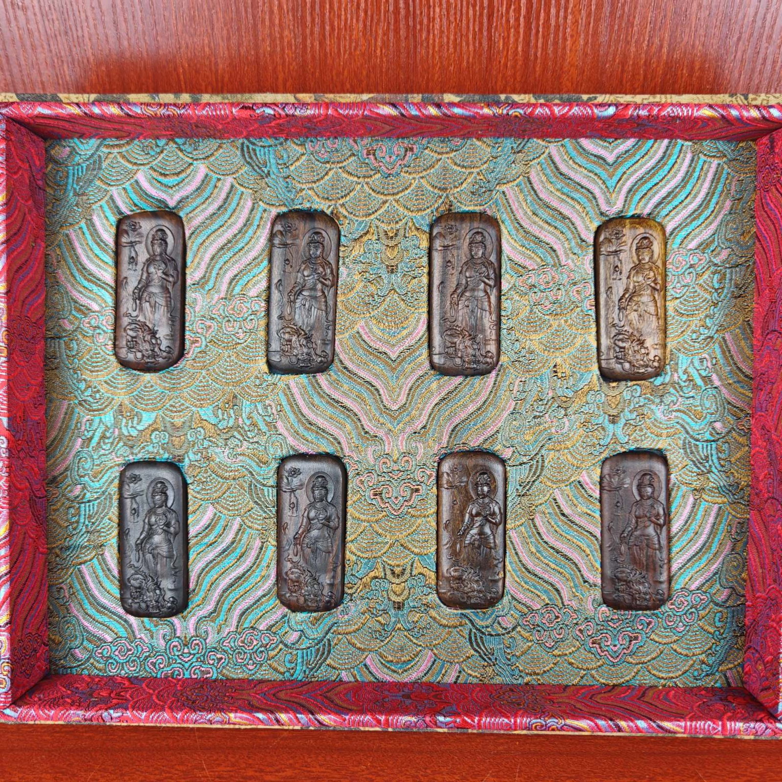 A Set of Rare Eaglewood Figure Pattern Pendants: A Set of Rare Eaglewood Figure Pattern Pendants,Qing Dynasty, China,Size:2.6in 一套沉香人物纹牌子,中国清代